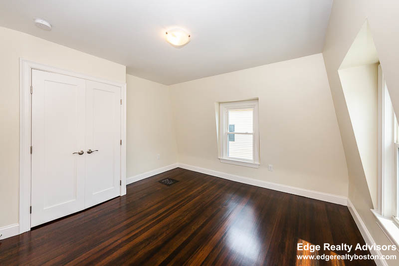 4 bed, 2.5 bath apartment for rent at 77 Orchard St Unit 1, Malden — photo 34 of 40