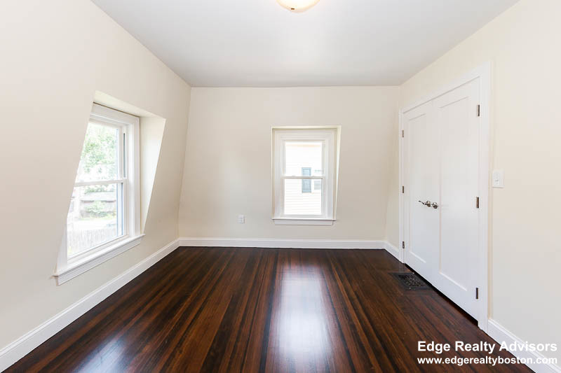 4 bed, 2.5 bath apartment for rent at 77 Orchard St Unit 1, Malden — photo 39 of 40