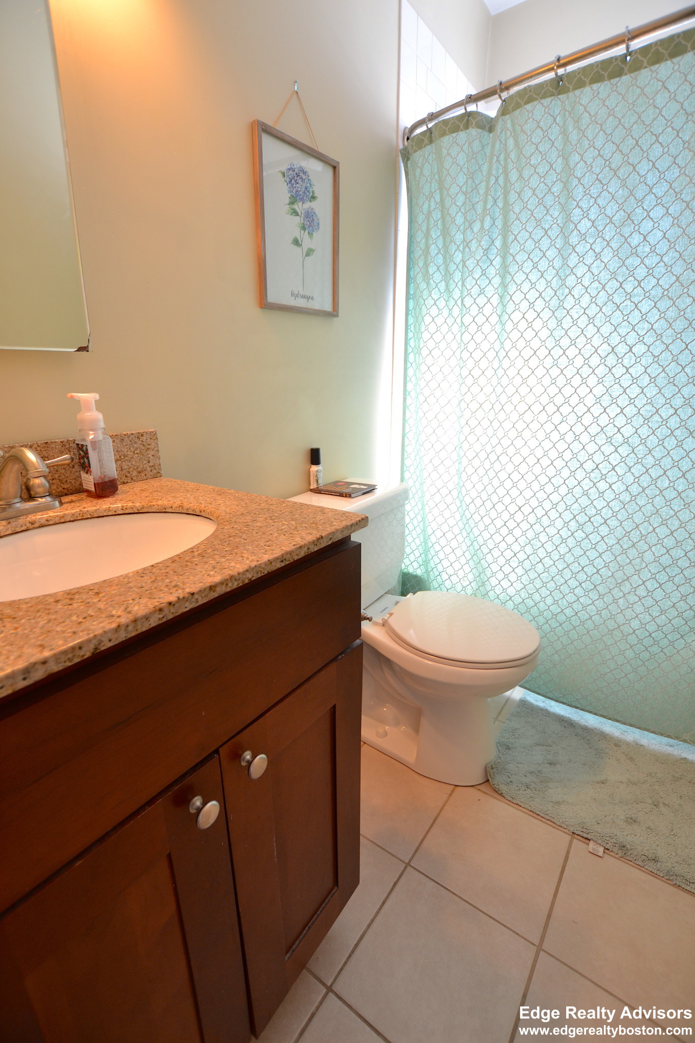 3 bed, 2 bath apartment for rent at 63 Dunboy St Unit 1, Brighton — photo 9 of 9