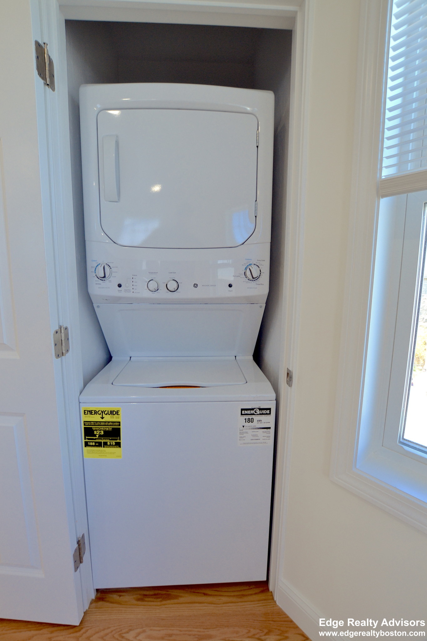 11 Sawyer Ter, Allston