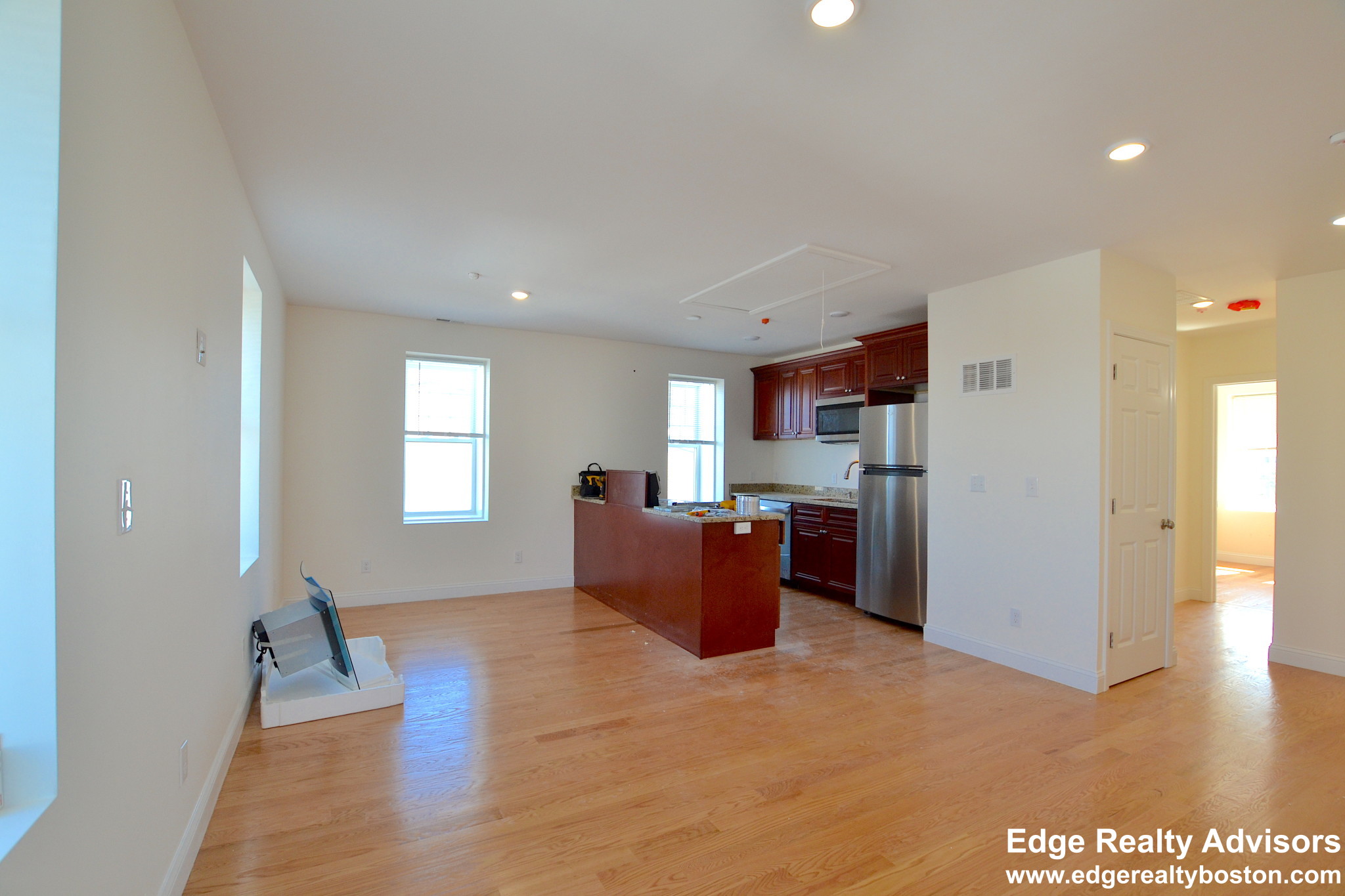 2 bed, 2 bath apartment for rent at 15 Sawyer Ter Unit 3, Allston — photo 2 of 8