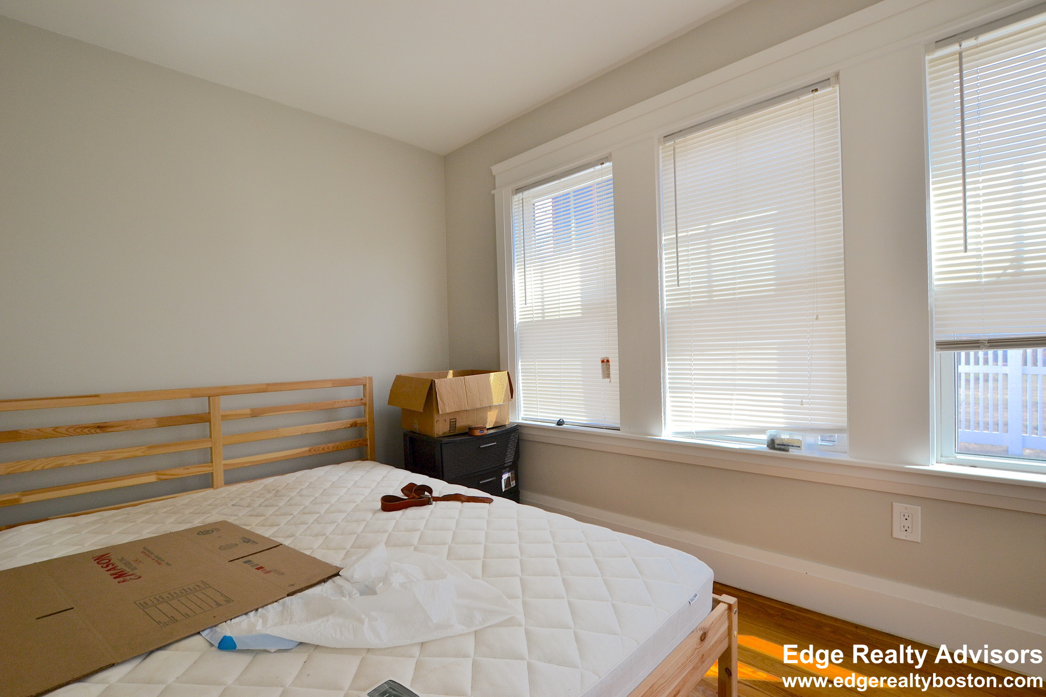 5 bed, 3 bath apartment for rent at 135 Summer St Unit 1, Watertown — photo 7 of 13