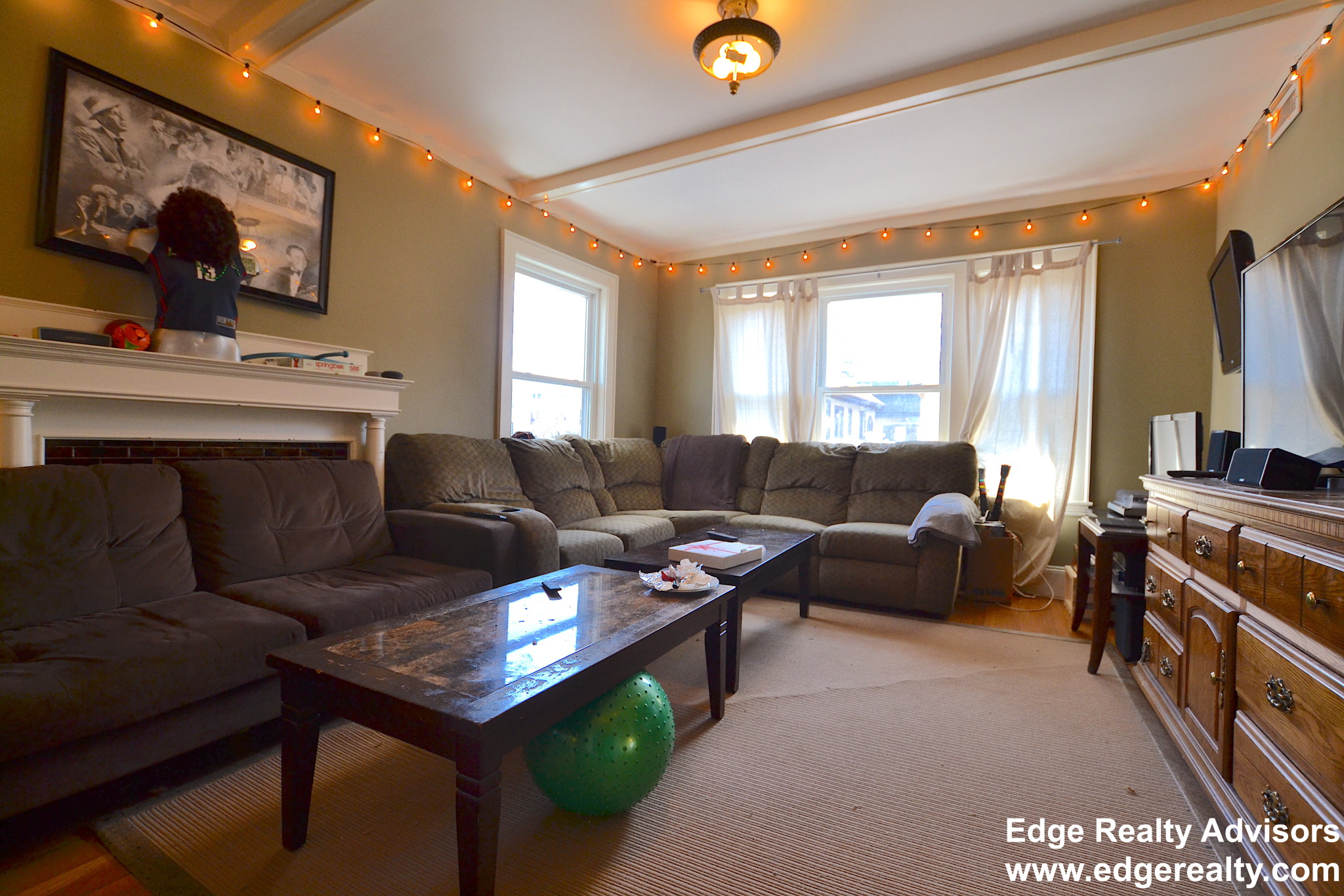 5 bed, 2 bath apartment for rent at 11 Boulevard Ter Unit 1, Brighton — photo 4 of 12