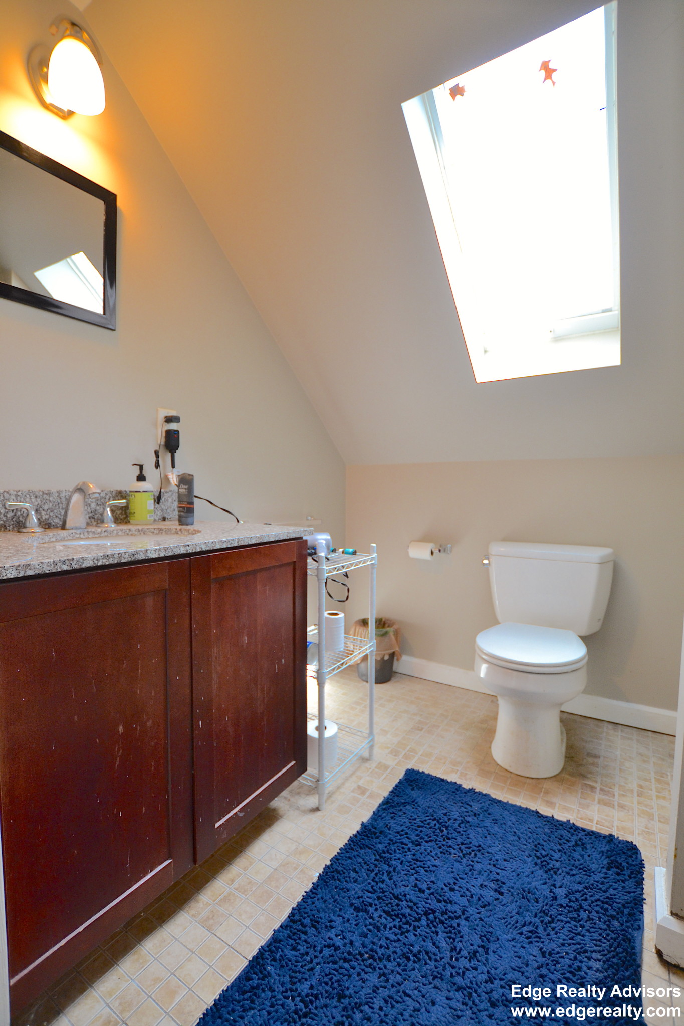 5 bed, 2 bath apartment for rent at 11 Boulevard Ter Unit 1, Brighton — photo 9 of 12