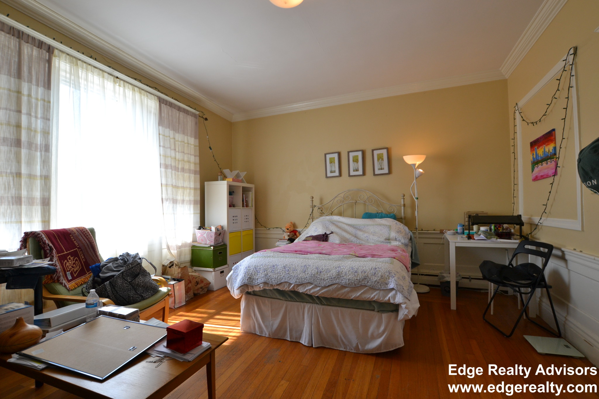 4 bed, 2 bath apartment for rent at 1661 Commonwealth Ave Unit 8, Brighton — photo 4 of 14