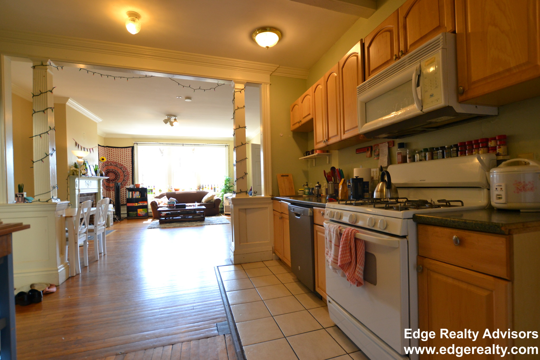 4 bed, 2 bath apartment for rent at 1661 Commonwealth Ave Unit 8, Brighton — photo 5 of 14