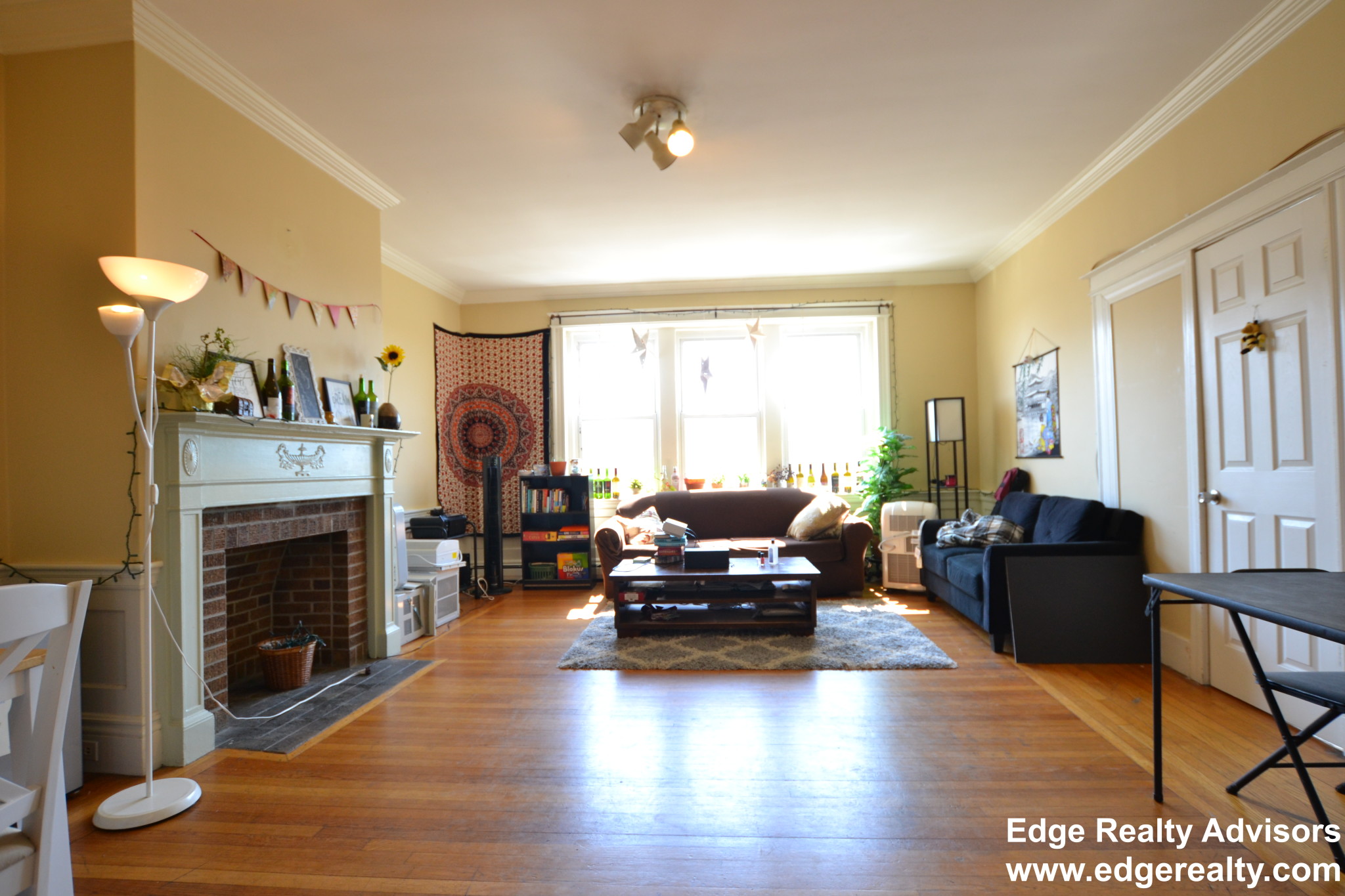 4 bed, 2 bath apartment for rent at 1661 Commonwealth Ave Unit 8, Brighton — photo 6 of 14