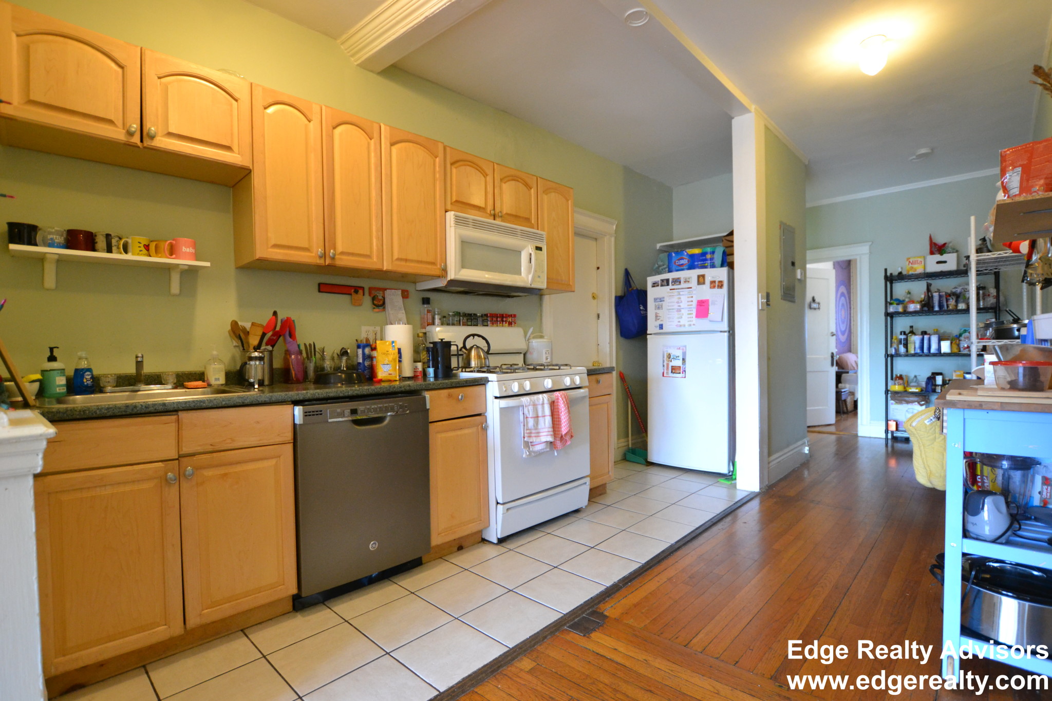4 bed, 2 bath apartment for rent at 1661 Commonwealth Ave Unit 8, Brighton — photo 9 of 14