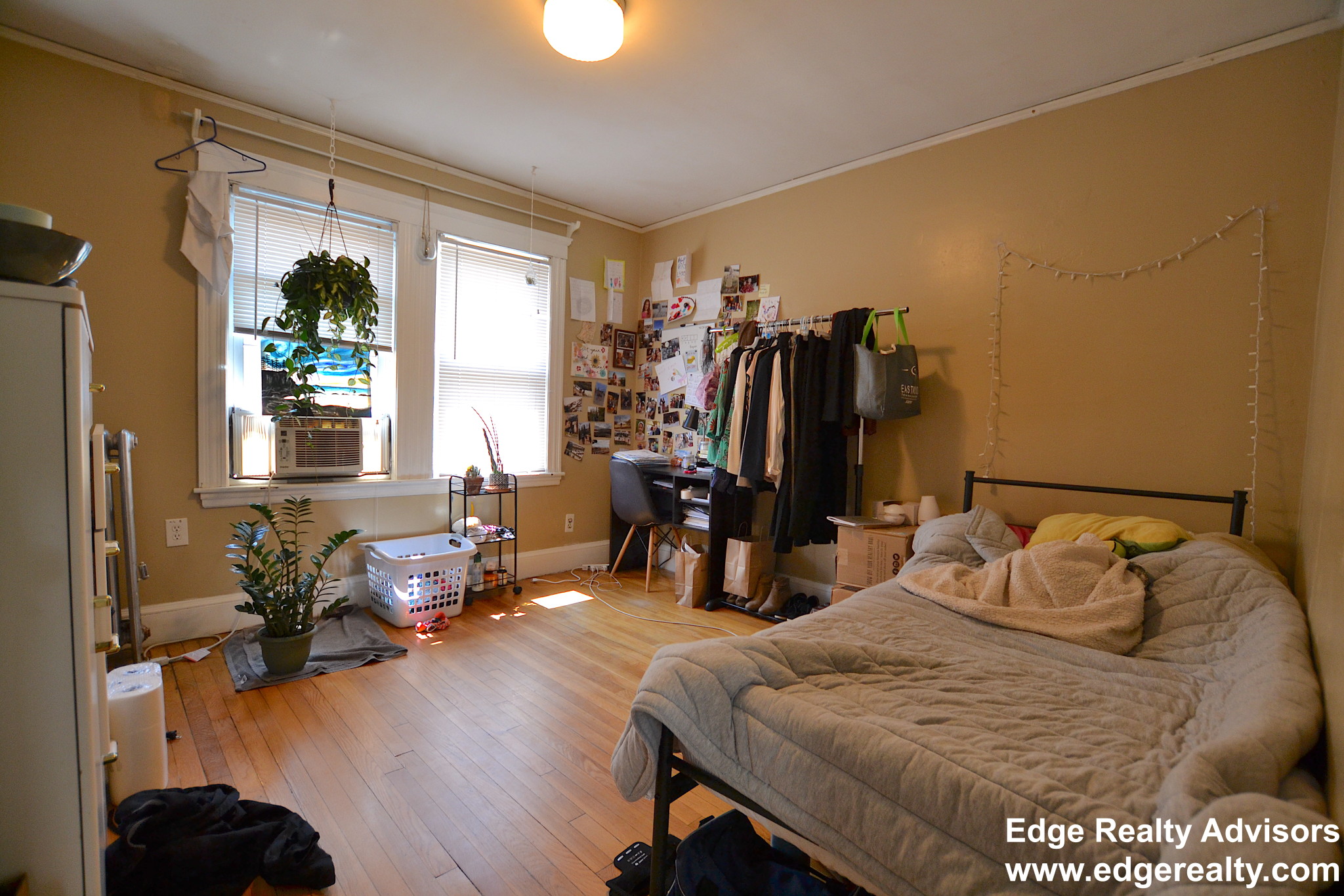 5 bed, 2 bath apartment for rent at 229 Harvard St Unit 1, Allston — photo 5 of 12