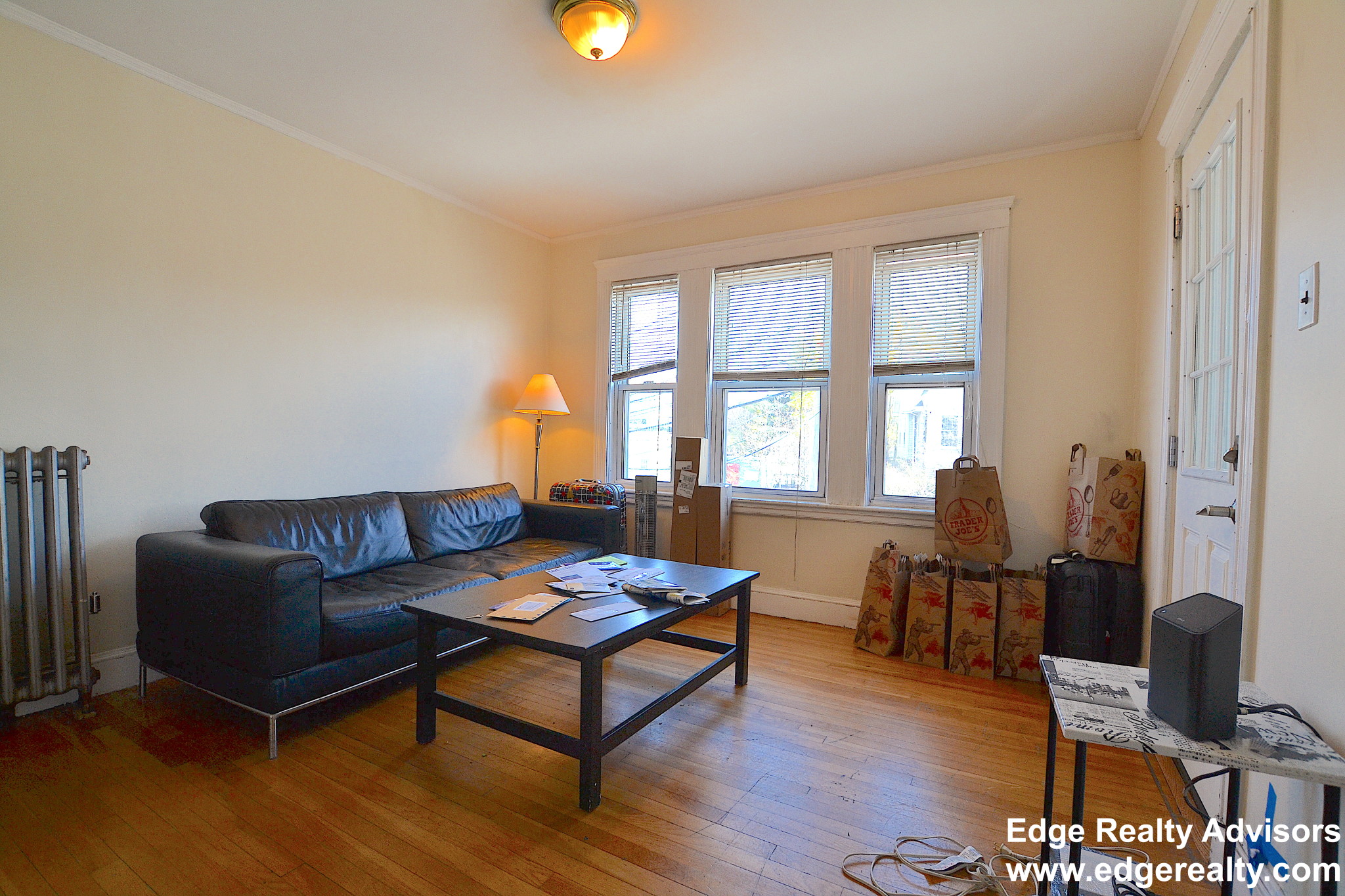 5 bed, 2 bath apartment for rent at 229 Harvard St Unit 1, Allston — photo 3 of 12