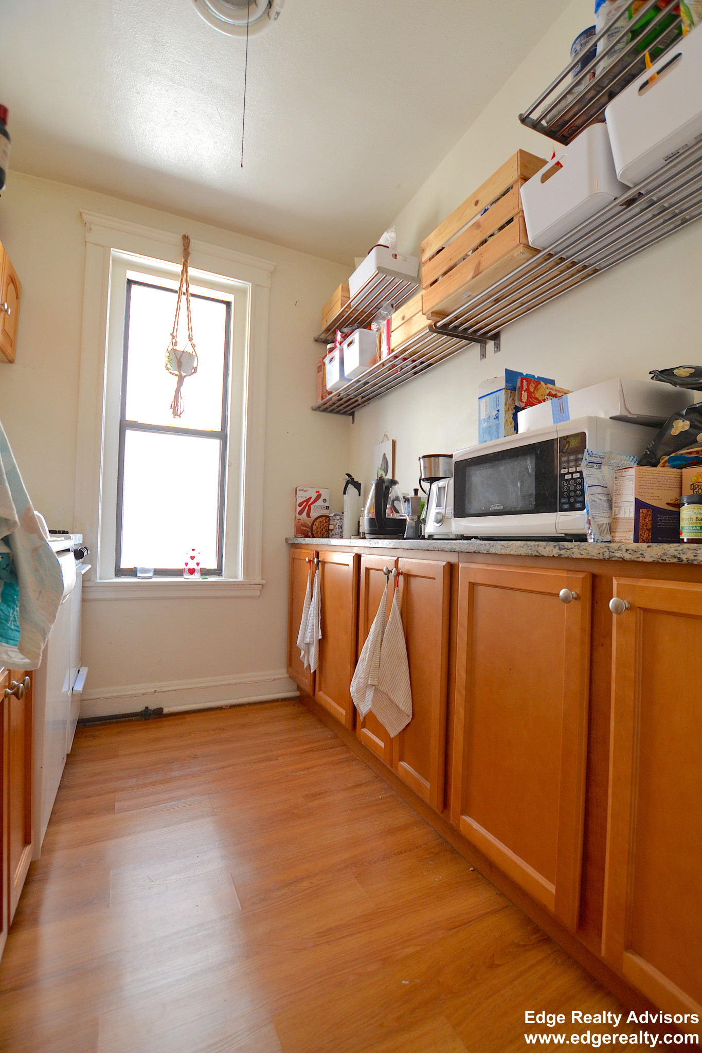 2 bed, 1 bath apartment for rent at 17 Lothian Rd Unit 6, Brighton — photo 4 of 12