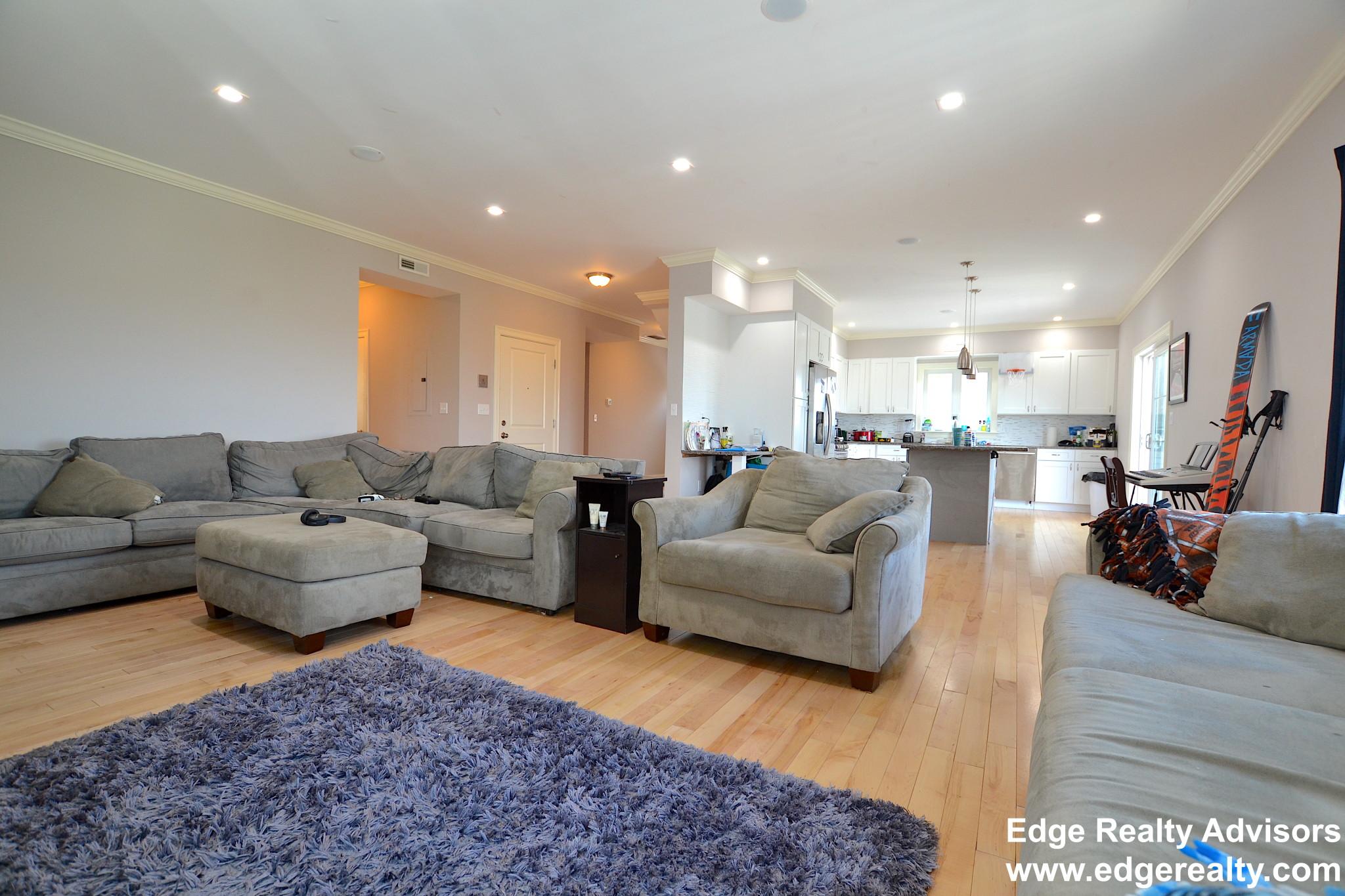 4 bed, 3.5 bath apartment for rent at 164 Bigelow St Unit 2, Brighton — photo 3 of 21