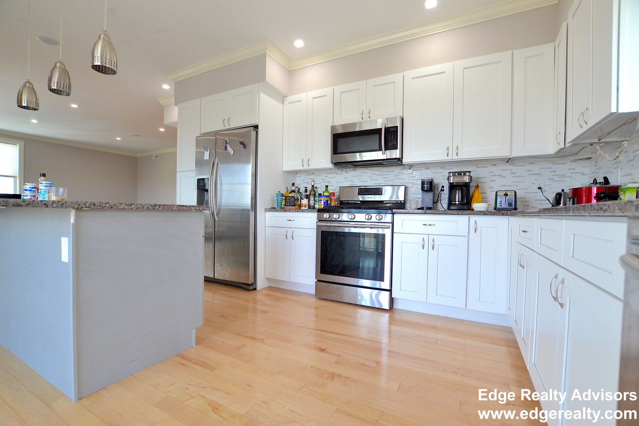 4 bed, 3.5 bath apartment for rent at 164 Bigelow St Unit 2, Brighton — photo 1 of 21