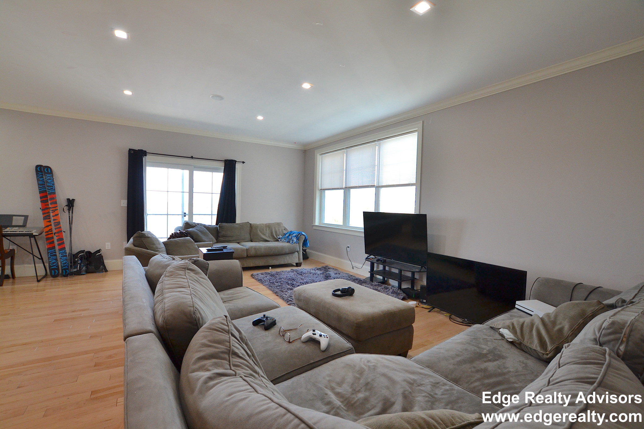 4 bed, 3.5 bath apartment for rent at 164 Bigelow St Unit 2, Brighton — photo 4 of 21