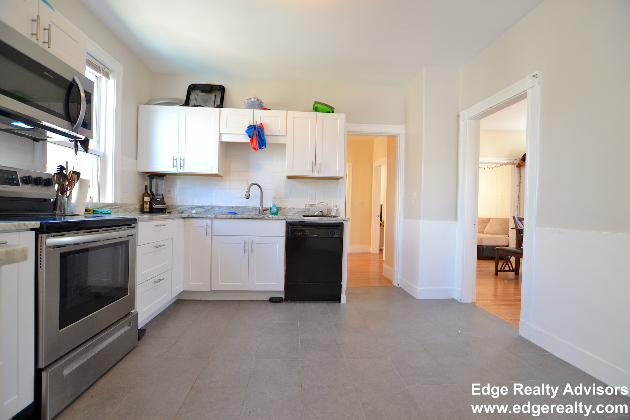 5 bed, 2 bath apartment for rent at 29 Etna St Unit 2, Brighton — photo 1 of 15