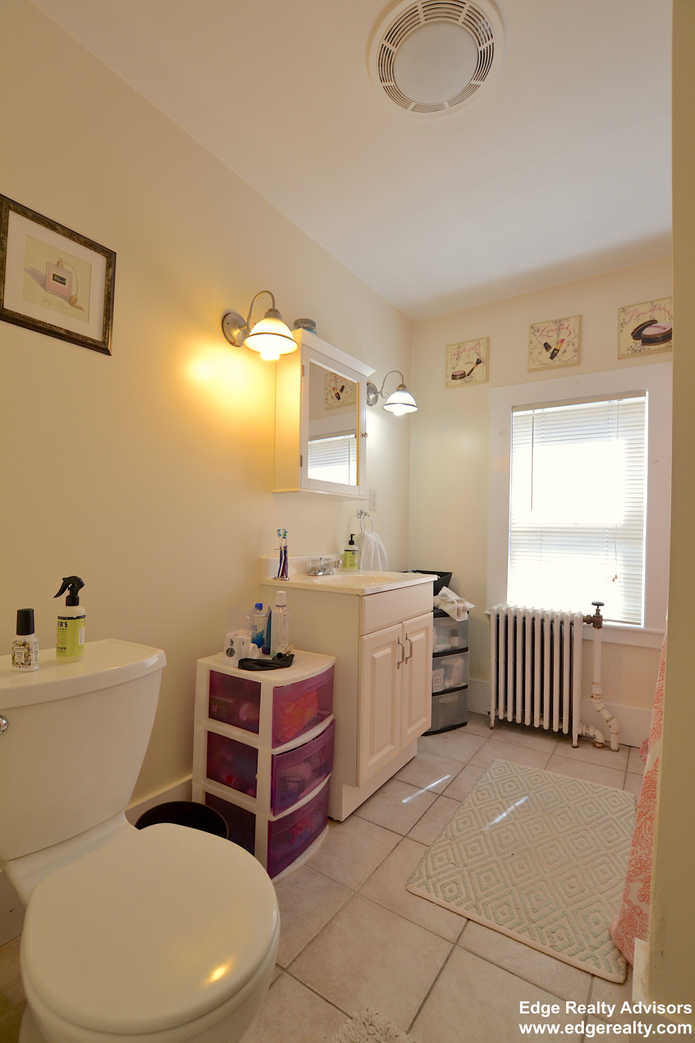 3 bed, 1 bath apartment for rent at 40 Shepard St, Brighton — photo 6 of 10