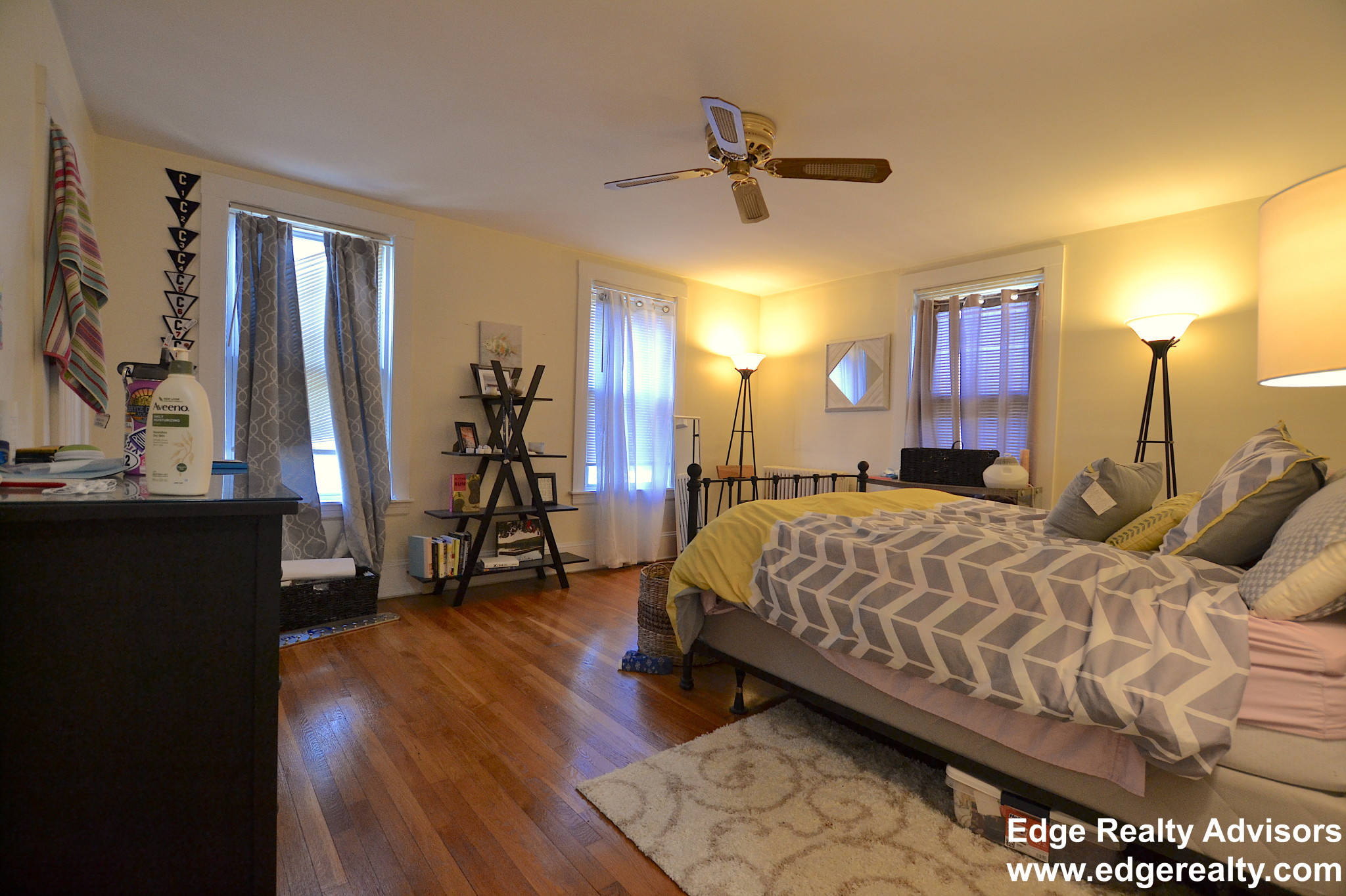3 bed, 1 bath apartment for rent at 40 Shepard St, Brighton — photo 9 of 10