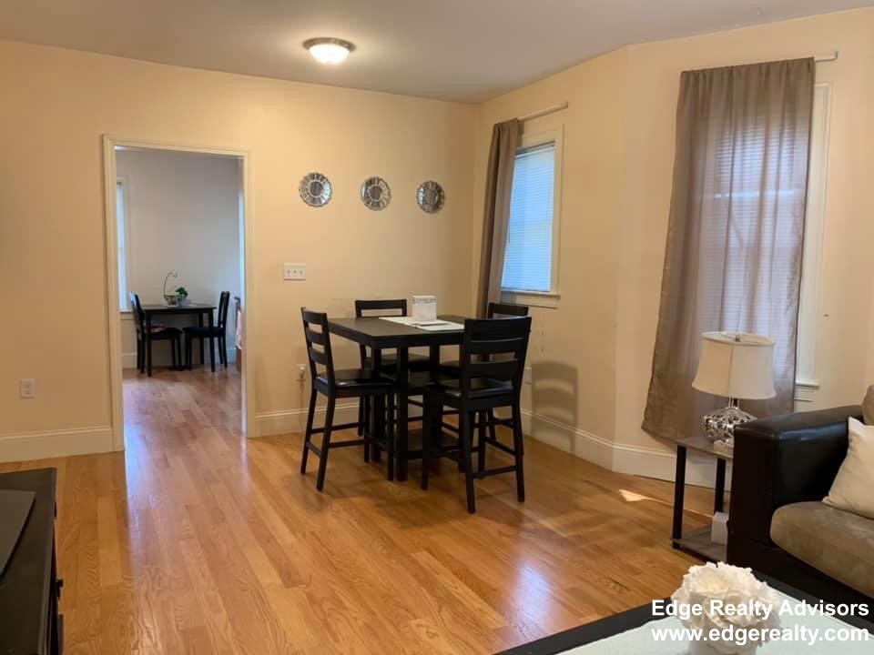 3 bed, 1 bath apartment for rent at 84 Brooks St Unit 1, Brighton — photo 5 of 7