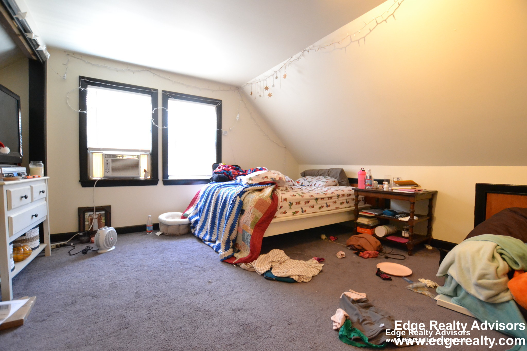 3 bed, 1 bath apartment for rent at 30 Falkland St, Brighton — photo 5 of 9