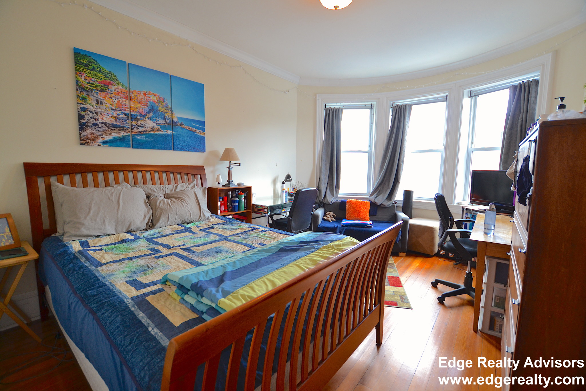 4 bed, 2 bath apartment for rent at 12 Sutherland Rd Unit 2, Brighton — photo 6 of 12