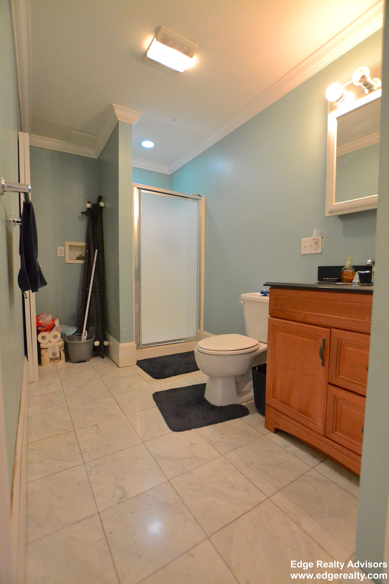 4 bed, 2 bath apartment for rent at 12 Sutherland Rd Unit 2, Brighton — photo 7 of 12