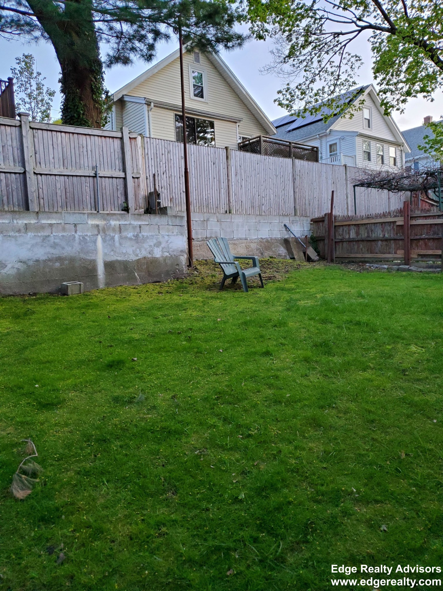 3 bed, 1 bath apartment for rent at 114 Nonantum St, Brighton — photo 11 of 11