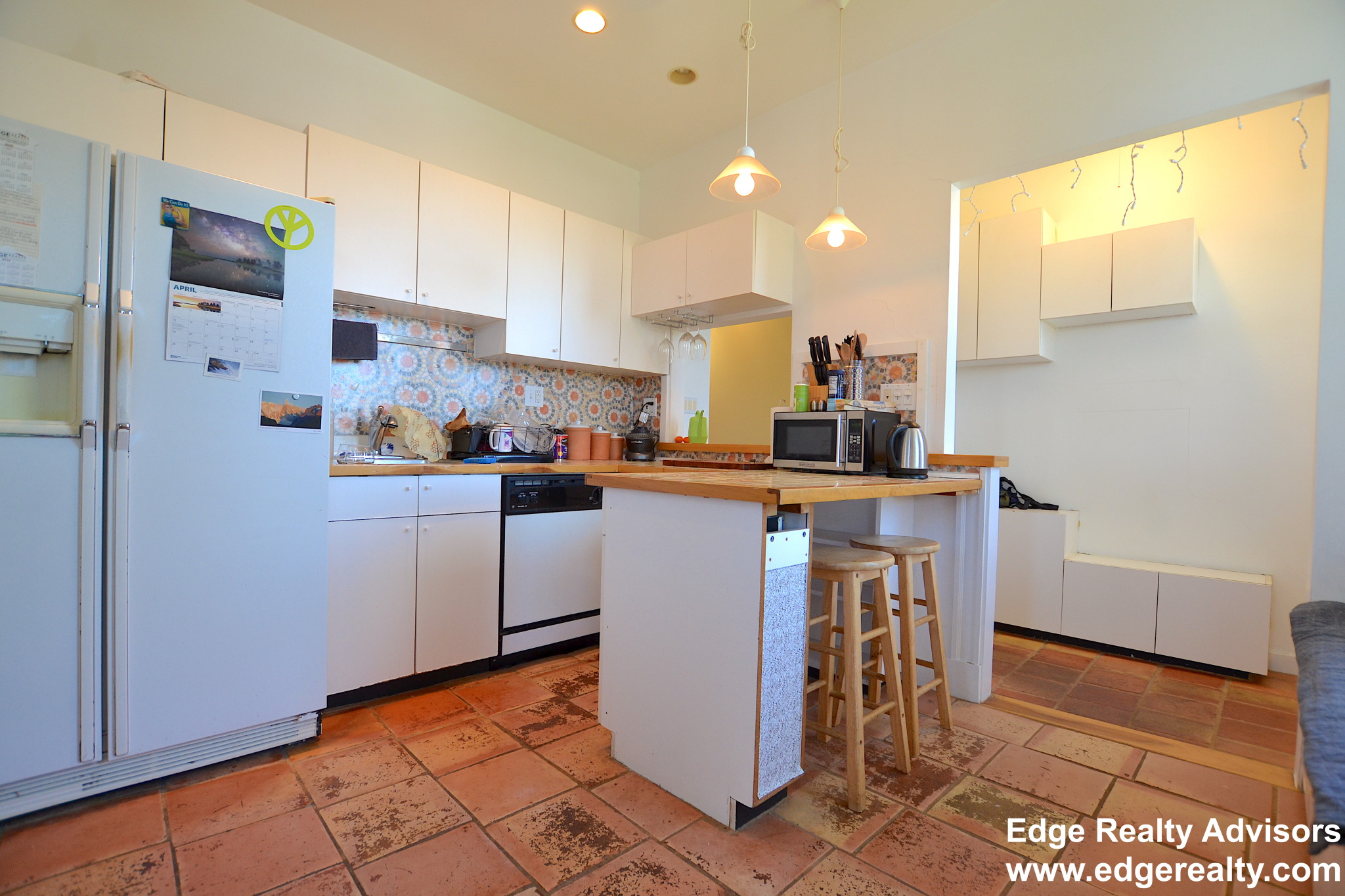 3 bed, 1.5 bath apartment for rent at 27 Royal St Unit 7, Allston — photo 5 of 12