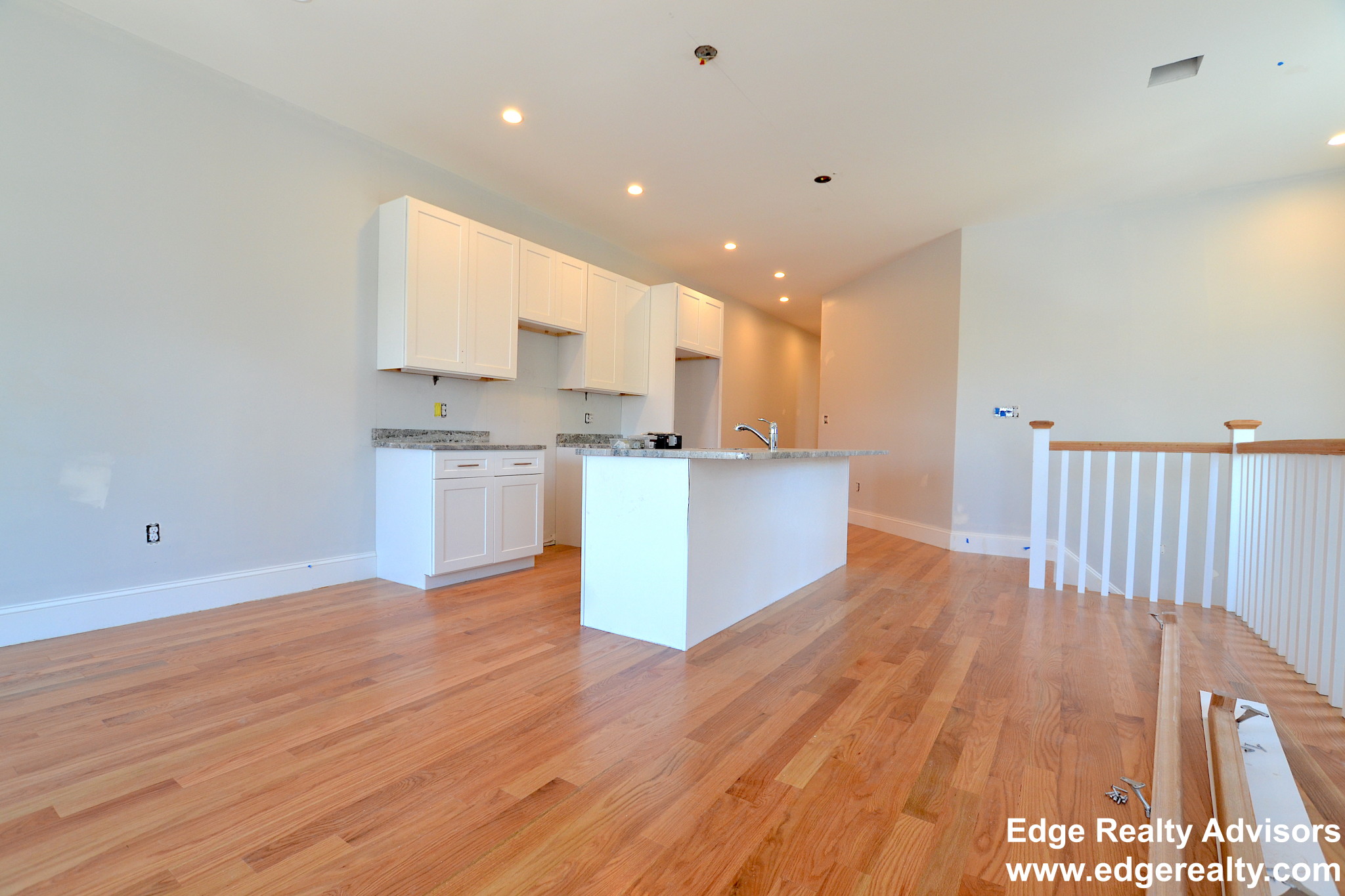 8 Islington St, Allston