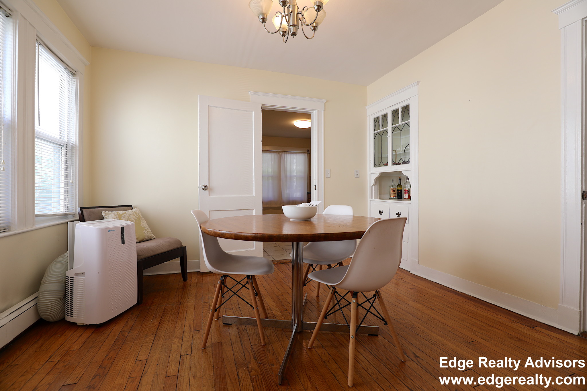 3 bed, 1 bath apartment for rent at 27 Claymoss Rd Unit 1, Brighton — photo 7 of 13