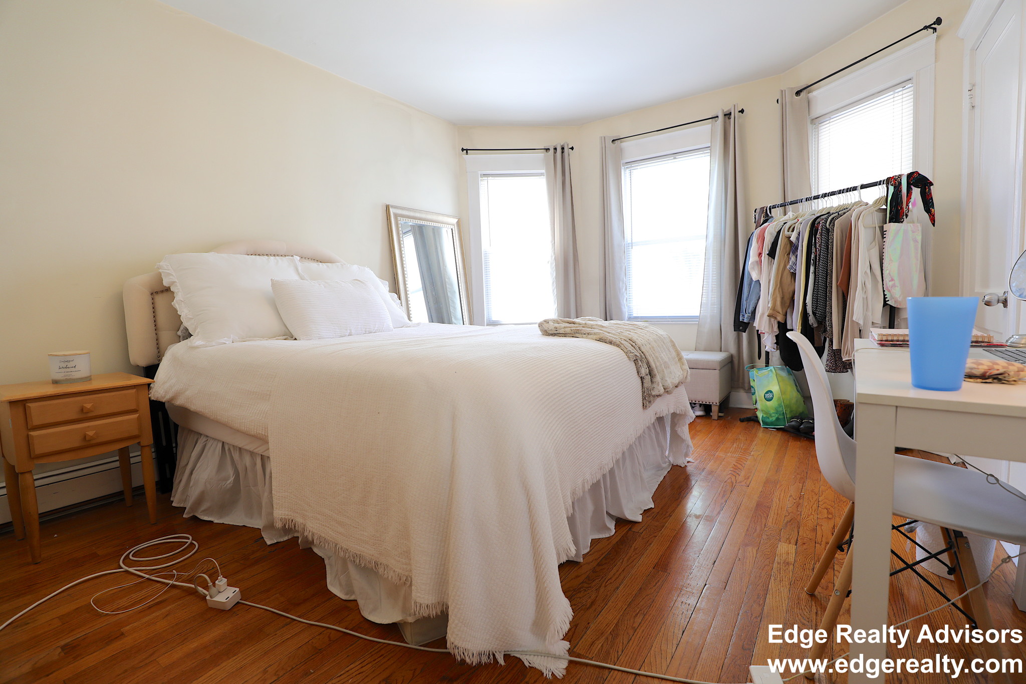 3 bed, 1 bath apartment for rent at 27 Claymoss Rd Unit 1, Brighton — photo 11 of 13