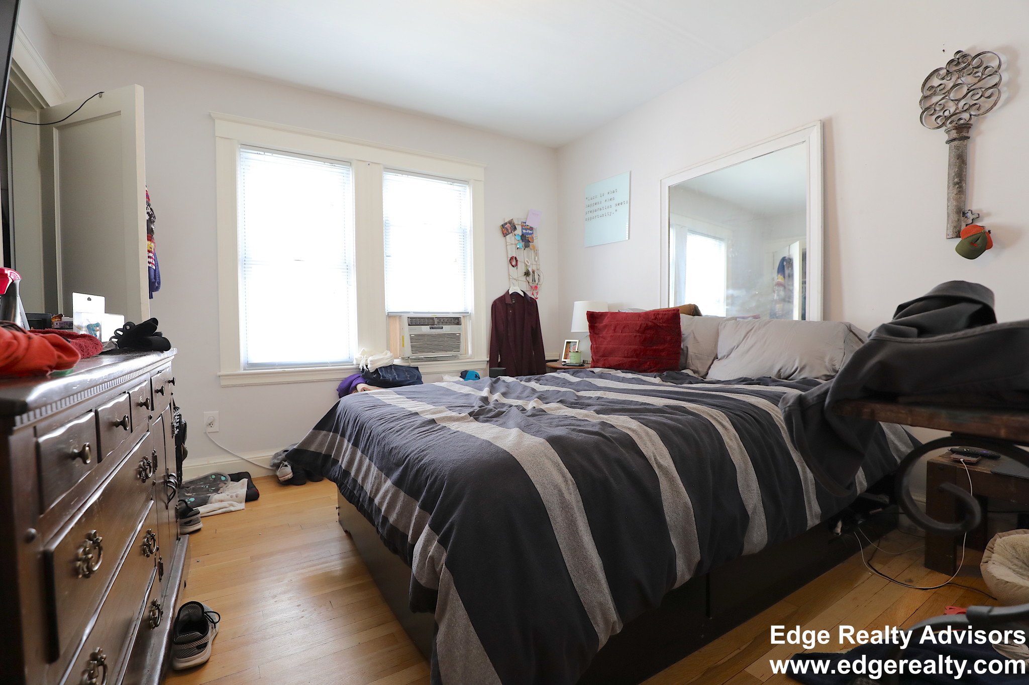 3 bed, 1 bath apartment for rent at 25 Claymoss Rd Unit 2, Brighton — photo 9 of 13