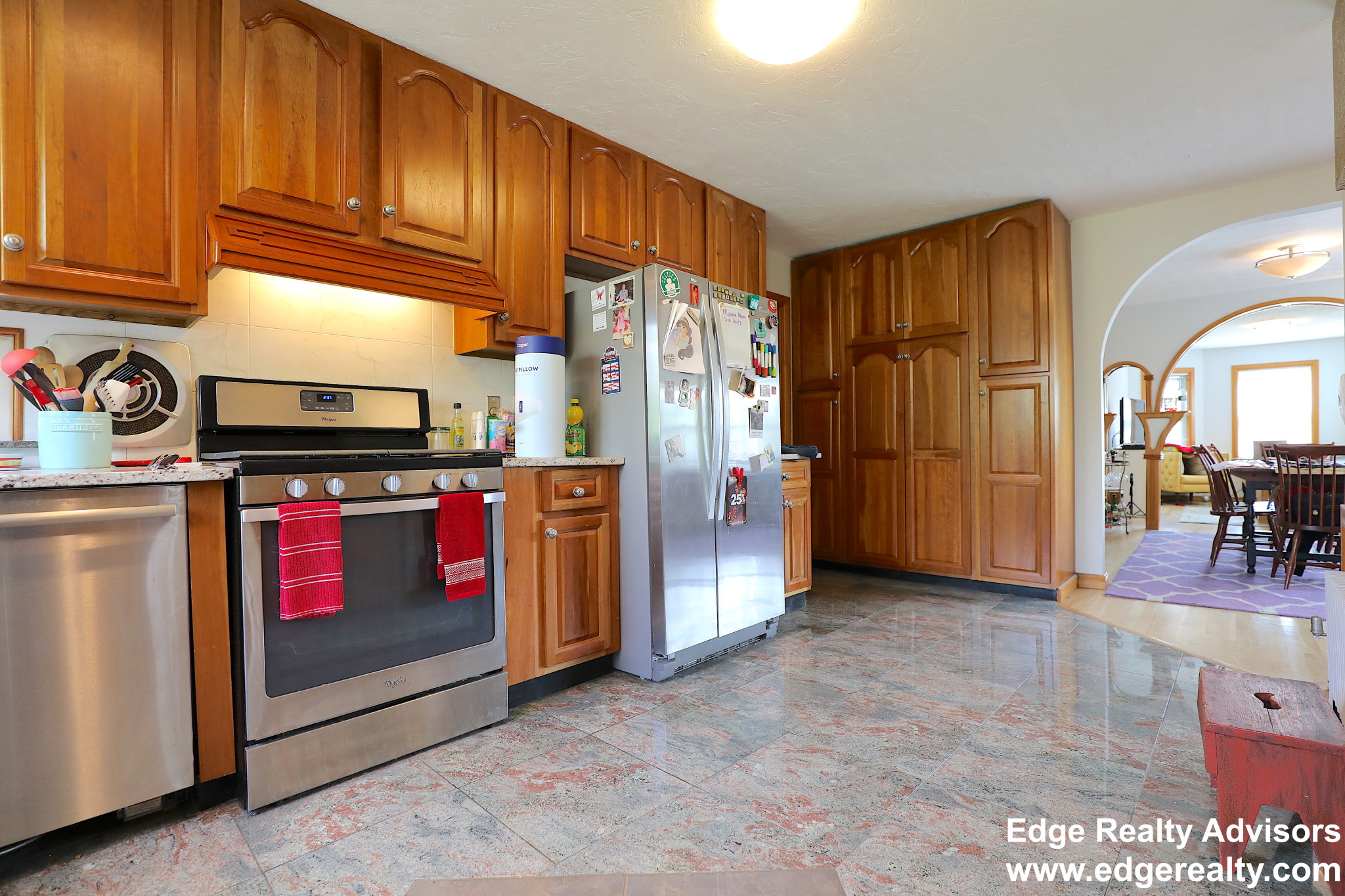 3 bed, 1 bath apartment for rent at 25 Claymoss Rd Unit 2, Brighton — photo 2 of 13