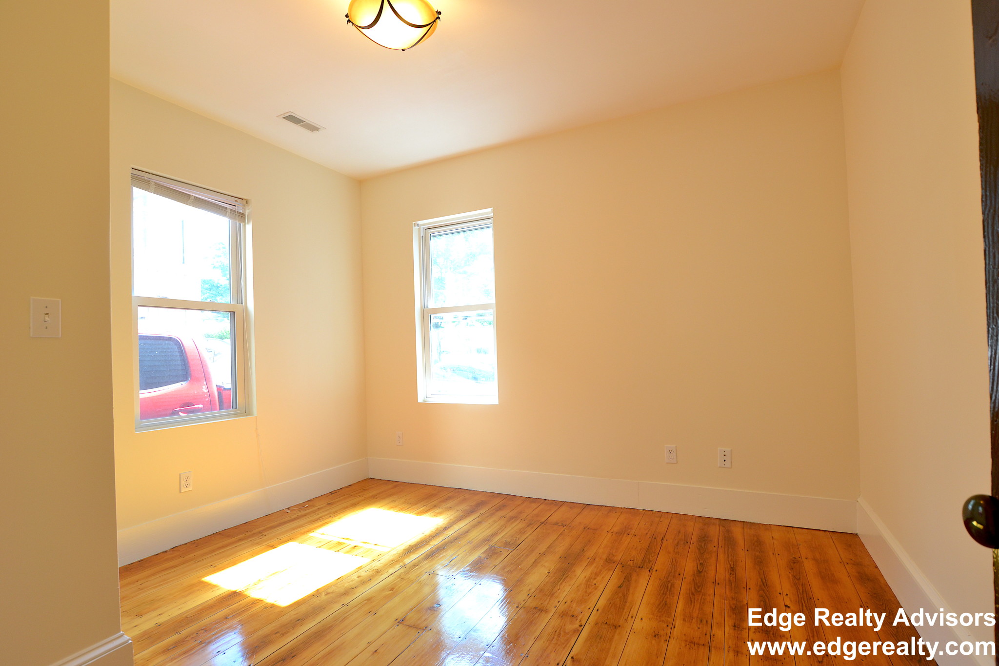 5 Smythe St, Brookline Hills