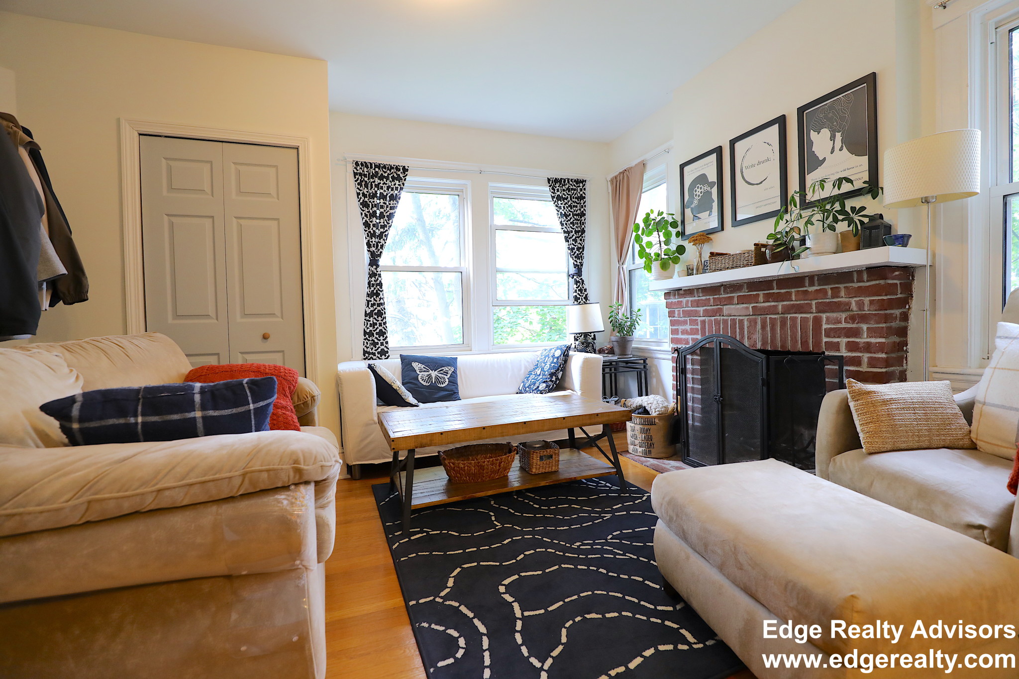 3 bed, 2 bath apartment for rent at 141 Nottinghill Rd Unit 1, Brighton — photo 5 of 15
