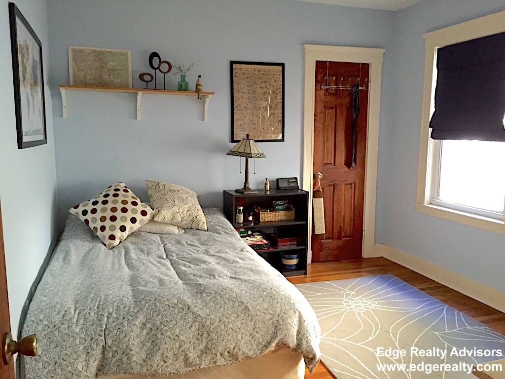 3 bed, 2 bath apartment for rent at 141 Nottinghill Rd Unit 1, Brighton — photo 13 of 15