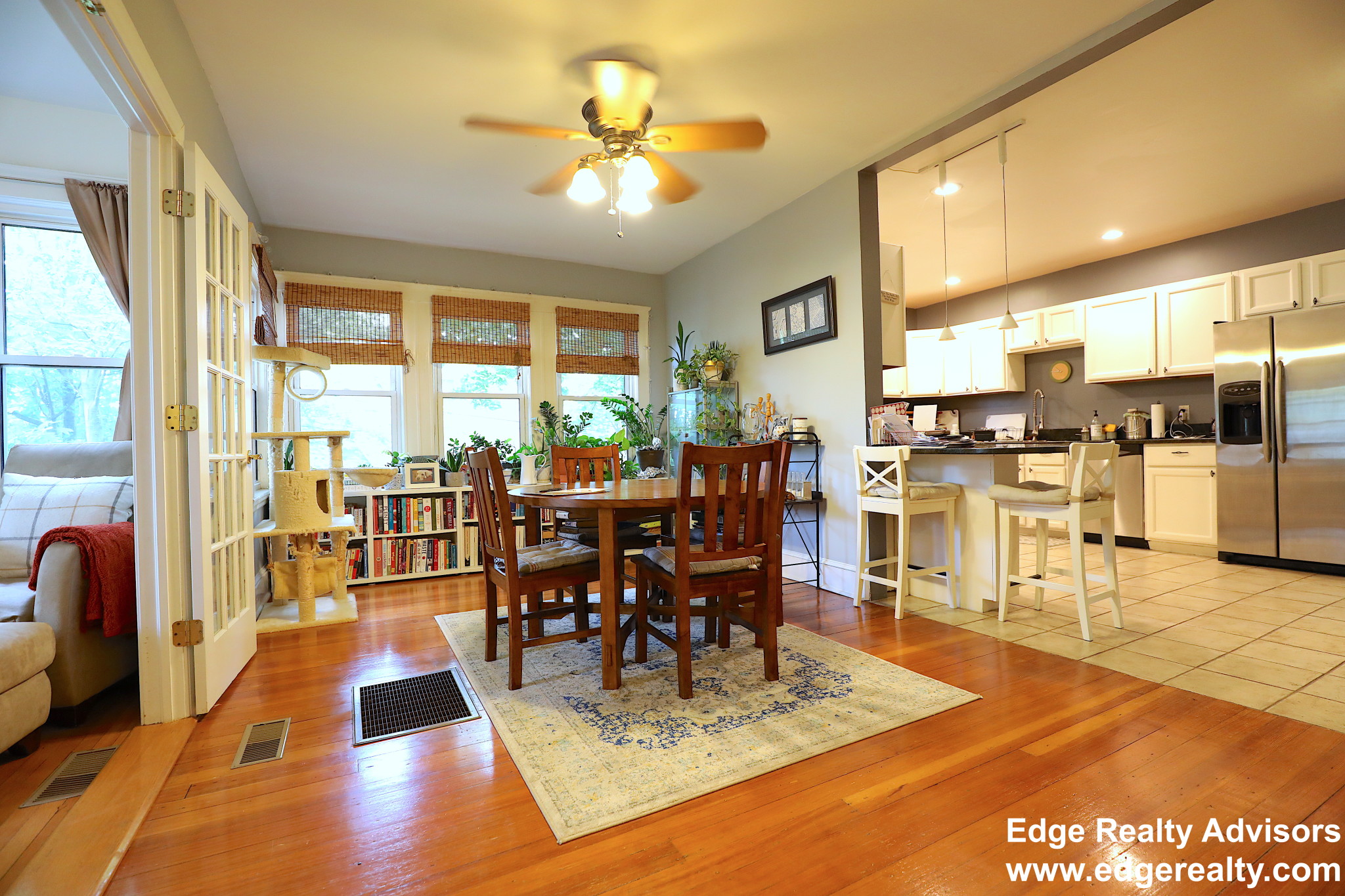 3 bed, 2 bath apartment for rent at 141 Nottinghill Rd Unit 1, Brighton — photo 3 of 15