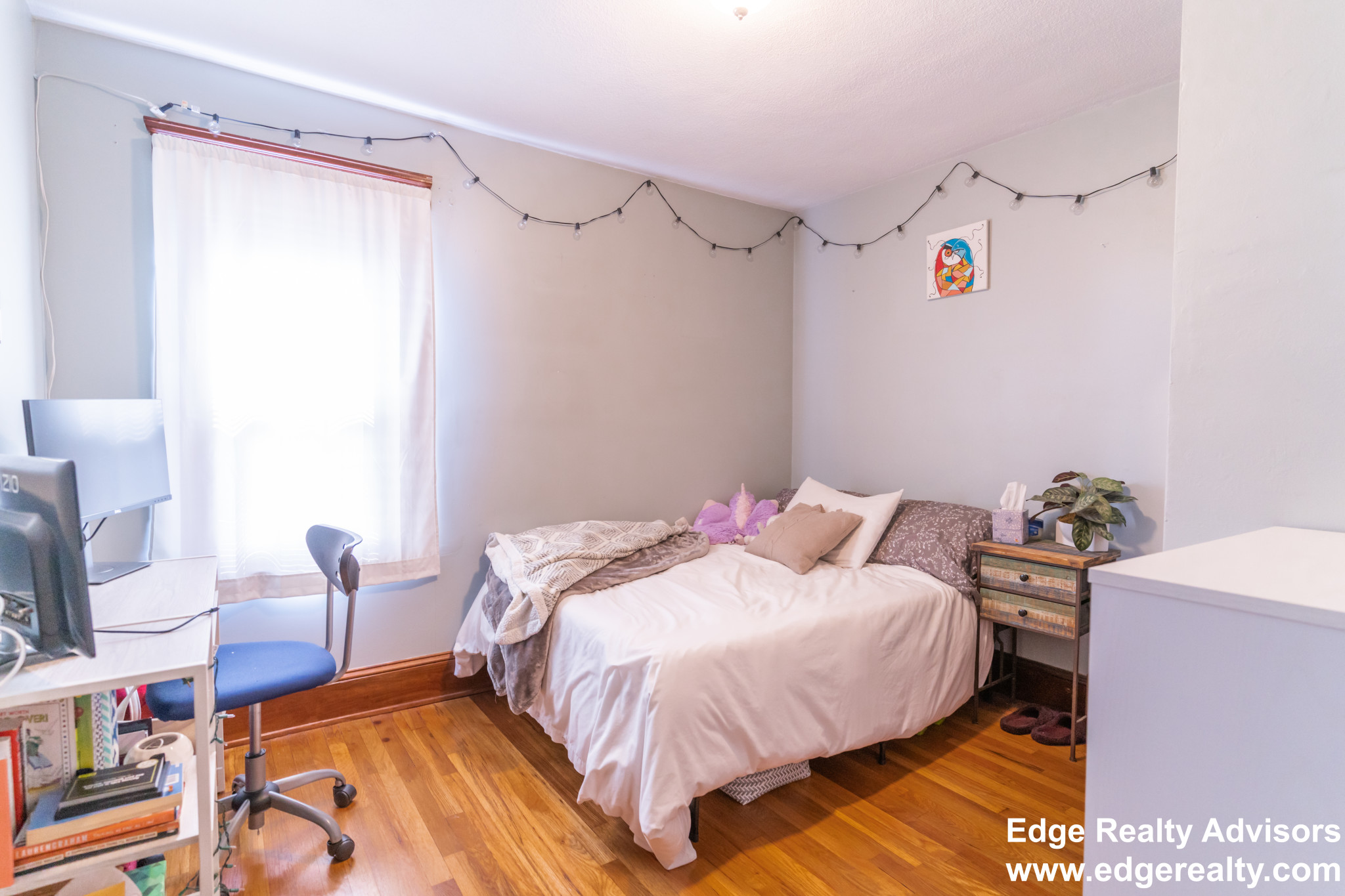 4 bed, 2 bath apartment for rent at 38 Parsons St, Brighton — photo 8 of 12