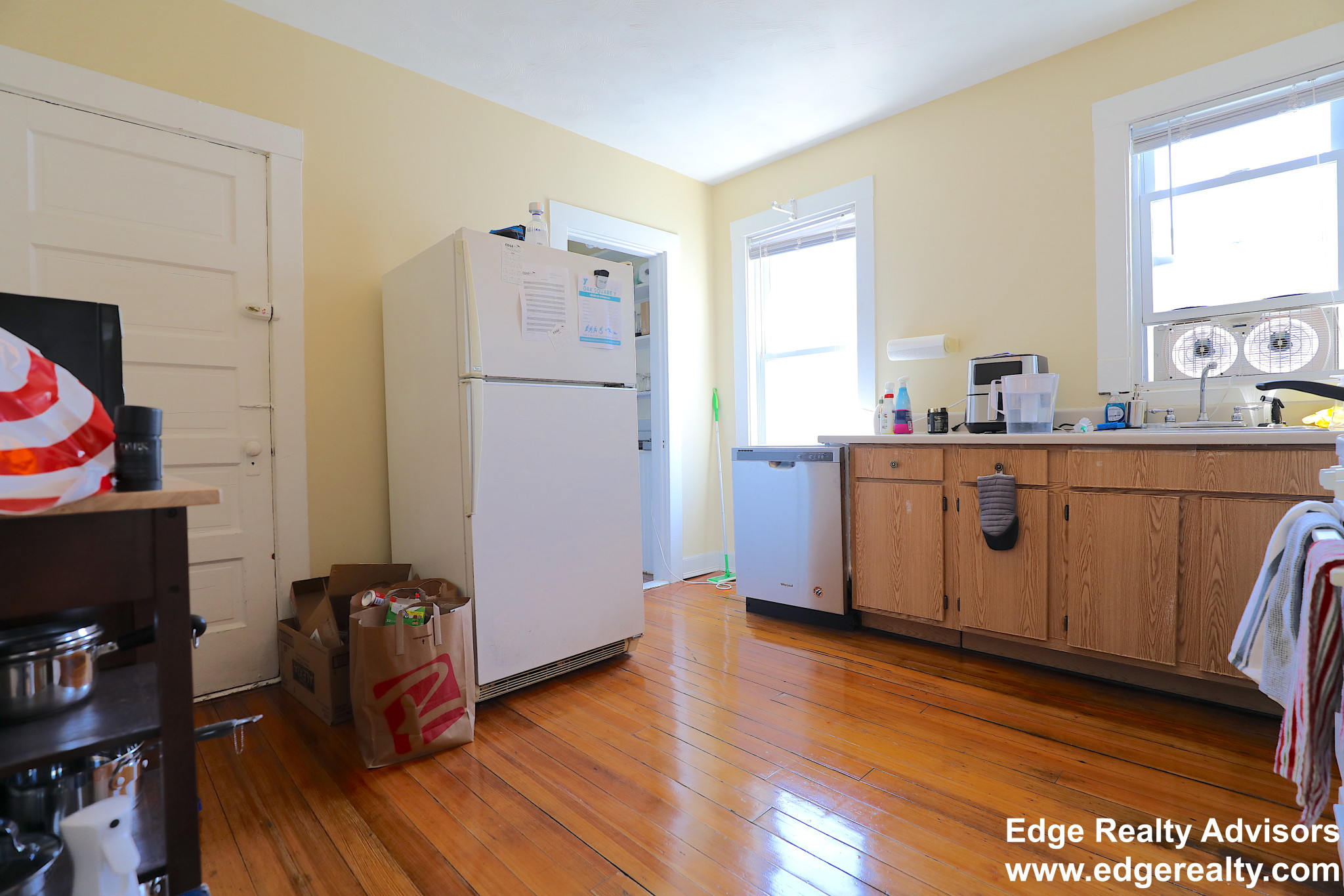 2 bed, 1 bath apartment for rent at 69 Montfern Ave Unit 3, Brighton — photo 3 of 9