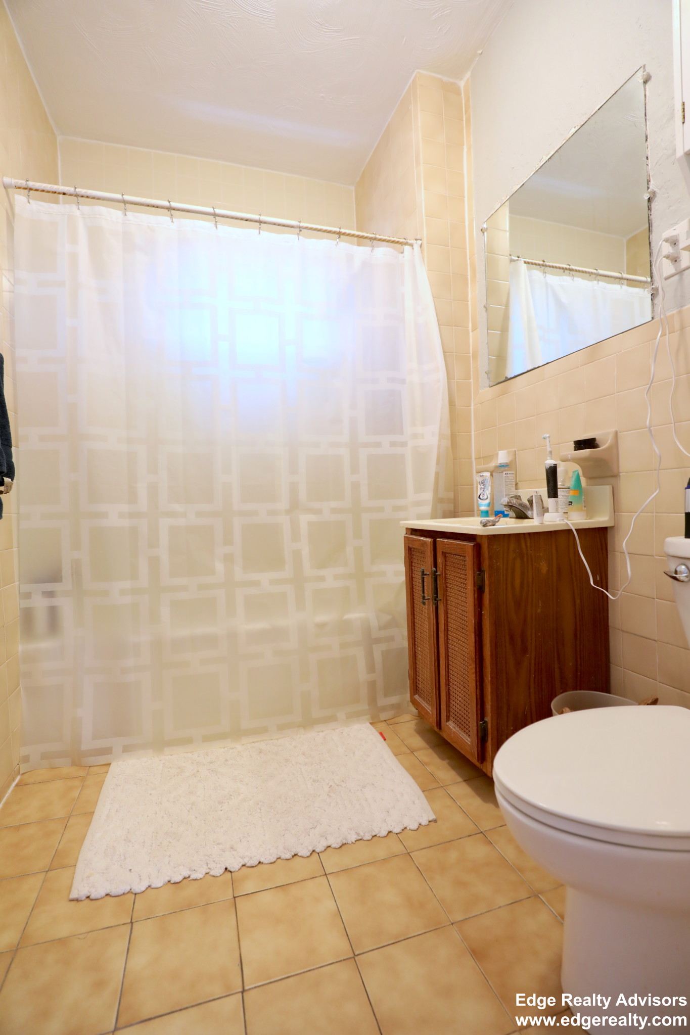 2 bed, 1 bath apartment for rent at 69 Montfern Ave Unit 3, Brighton — photo 8 of 9