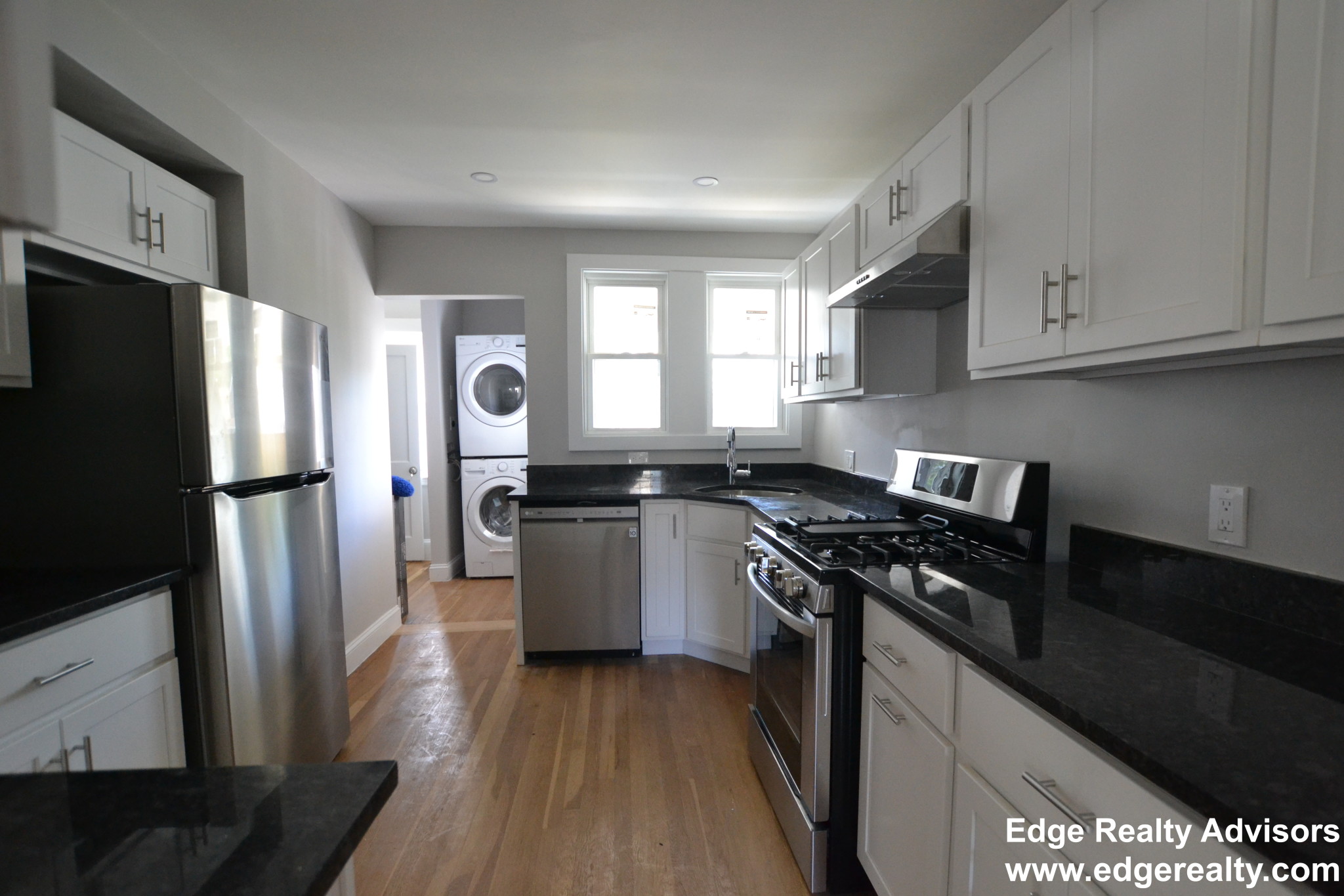5 bed, 2 bath apartment for rent at 49 Trapelo St Unit 2, Brighton — photo 2 of 14