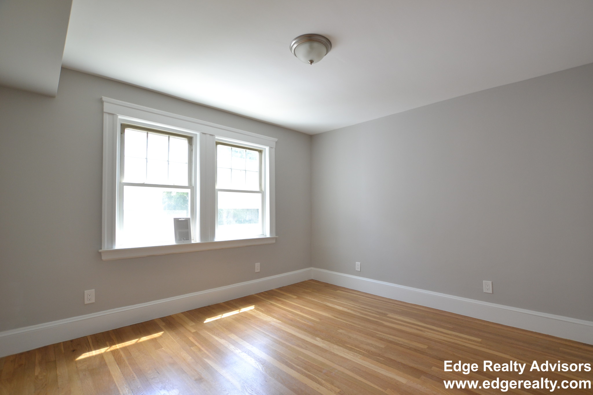 5 bed, 2 bath apartment for rent at 49 Trapelo St Unit 2, Brighton — photo 5 of 14