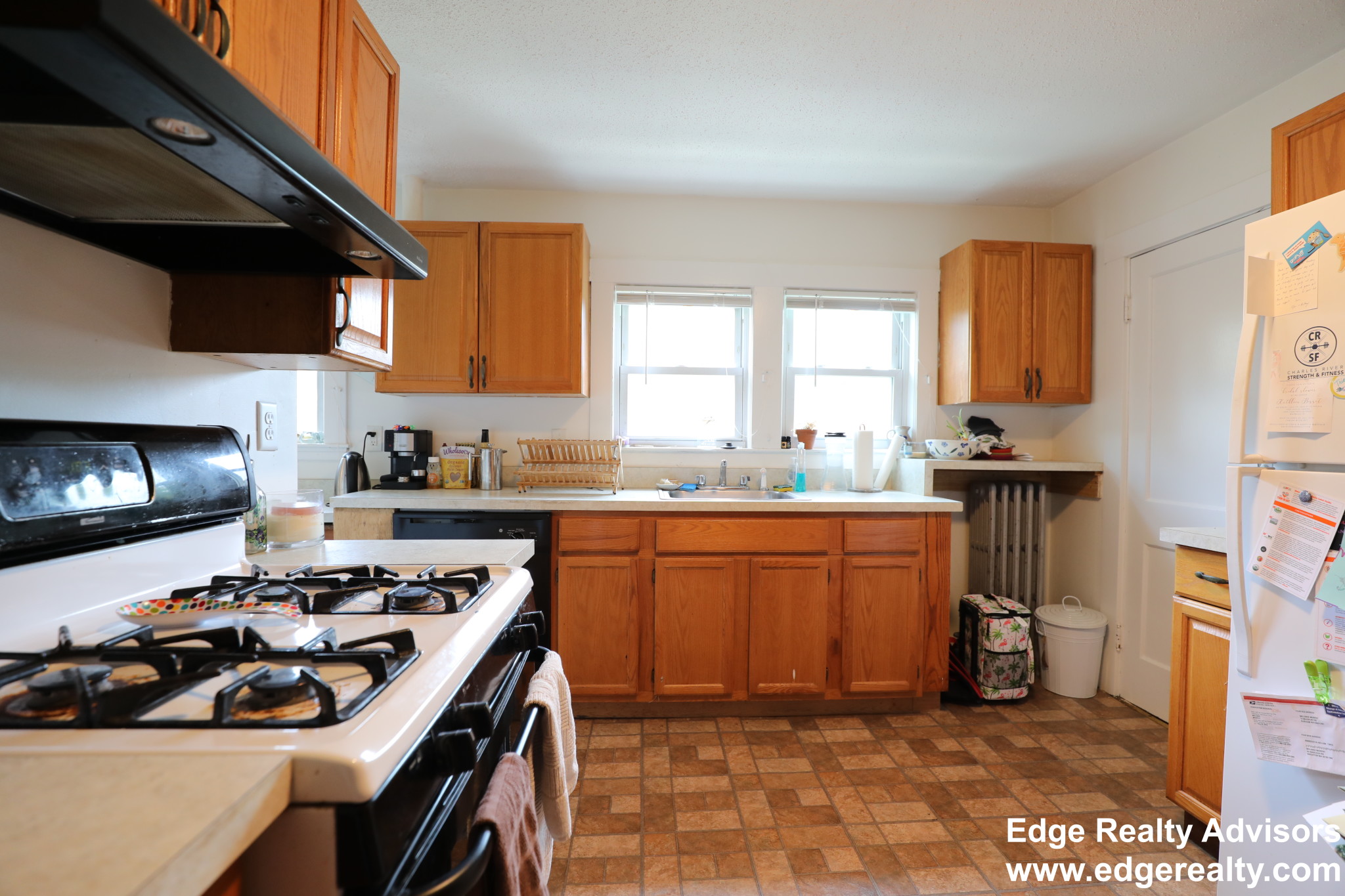 3 bed, 1 bath apartment for rent at 34 36 Ranelegh Rd Unit 2, Brighton — photo 2 of 13