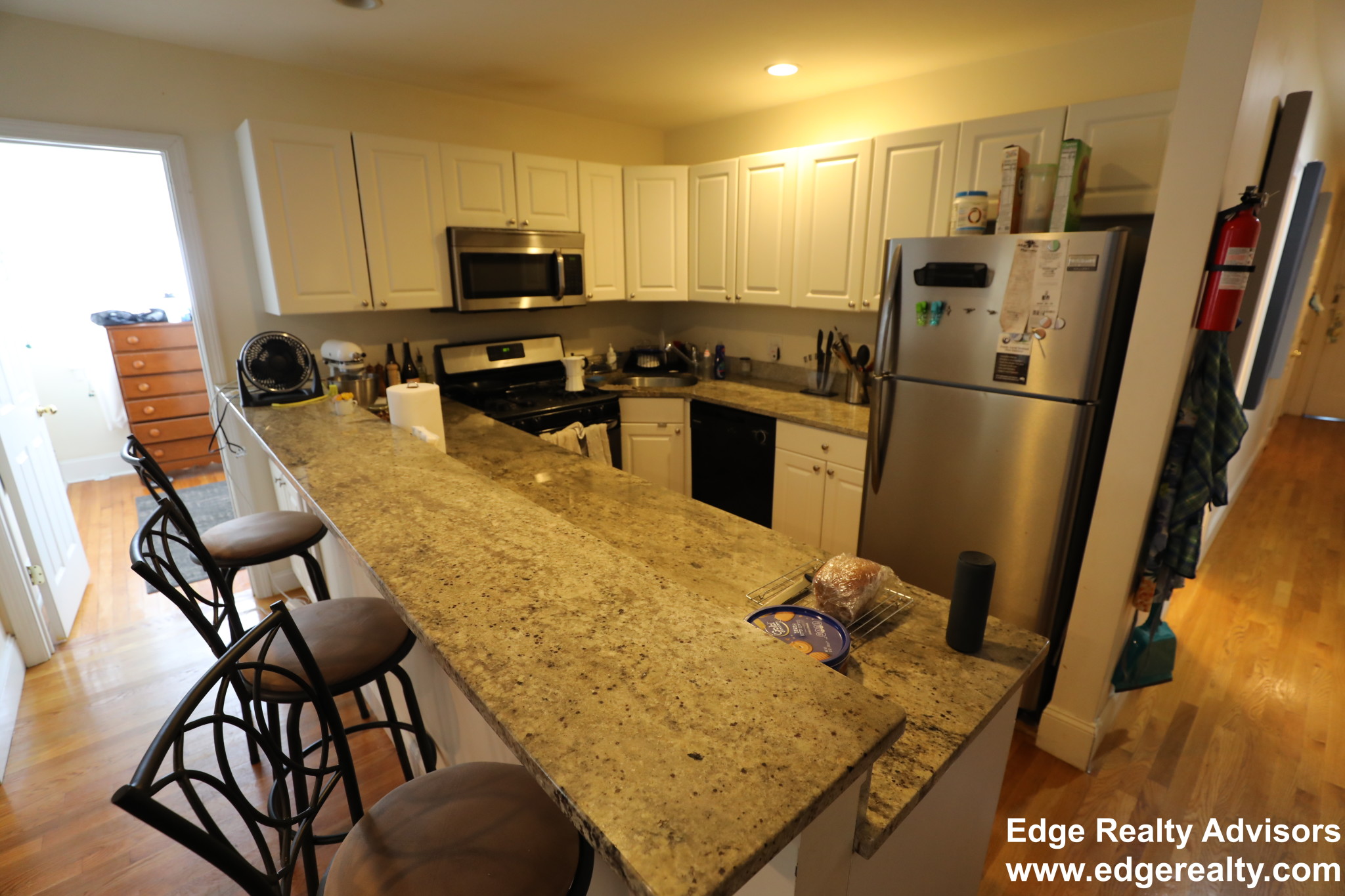 60 Egmont St, Longwood