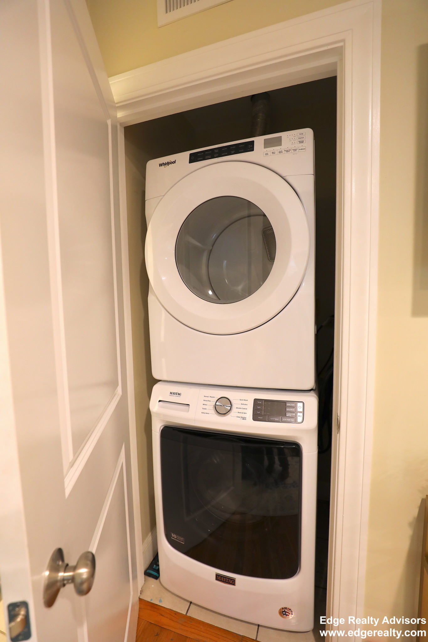 4 bed, 2 bath apartment for rent at 61 Dunboy St Unit 1, Brighton — photo 5 of 12