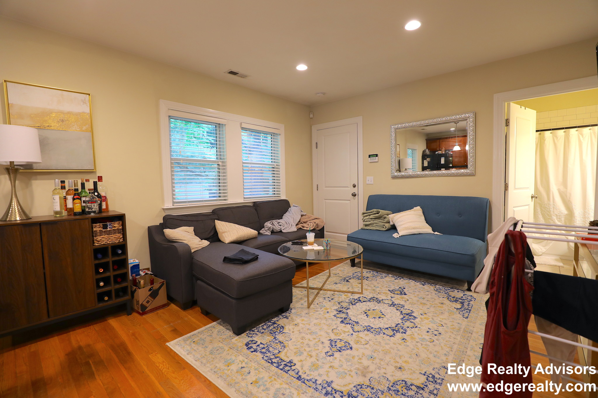 4 bed, 2 bath apartment for rent at 61 Dunboy St Unit 1, Brighton — photo 4 of 12