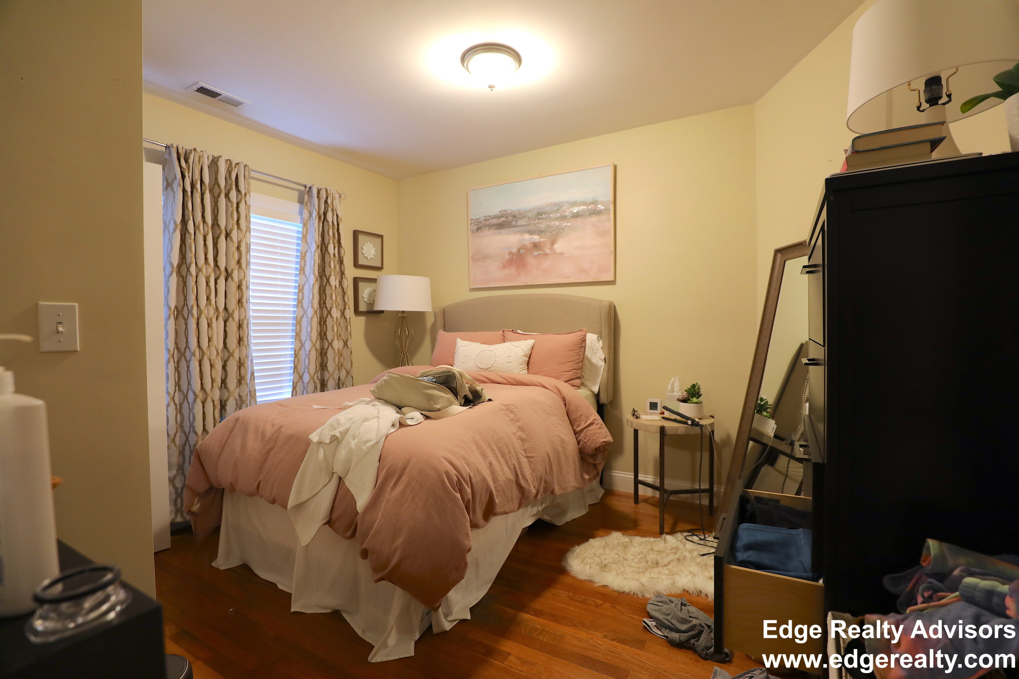 4 bed, 2 bath apartment for rent at 61 Dunboy St Unit 1, Brighton — photo 10 of 12