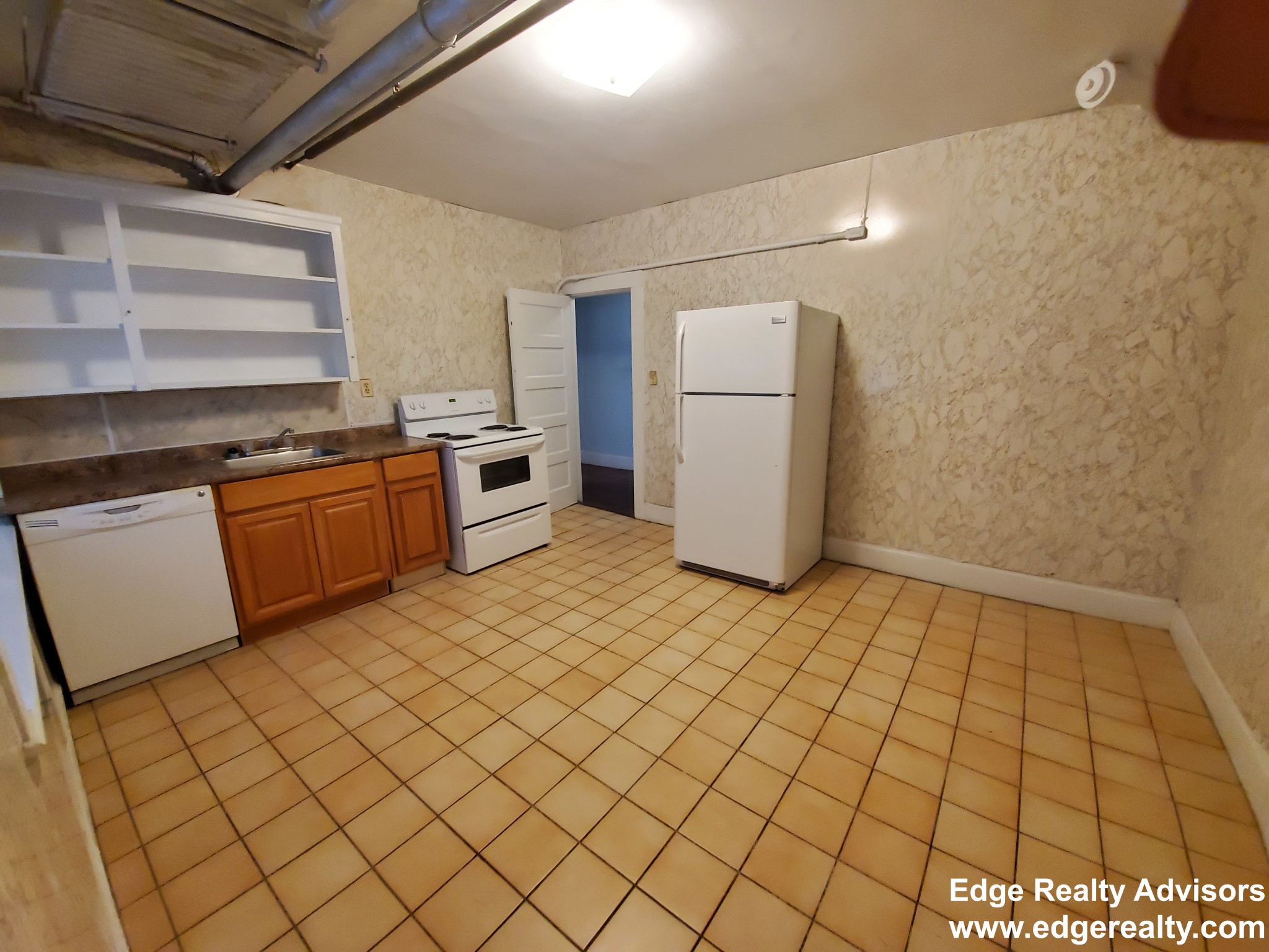 1 bed, 1 bath apartment for rent at 221 Chestnut Hill Ave Unit A, Brighton