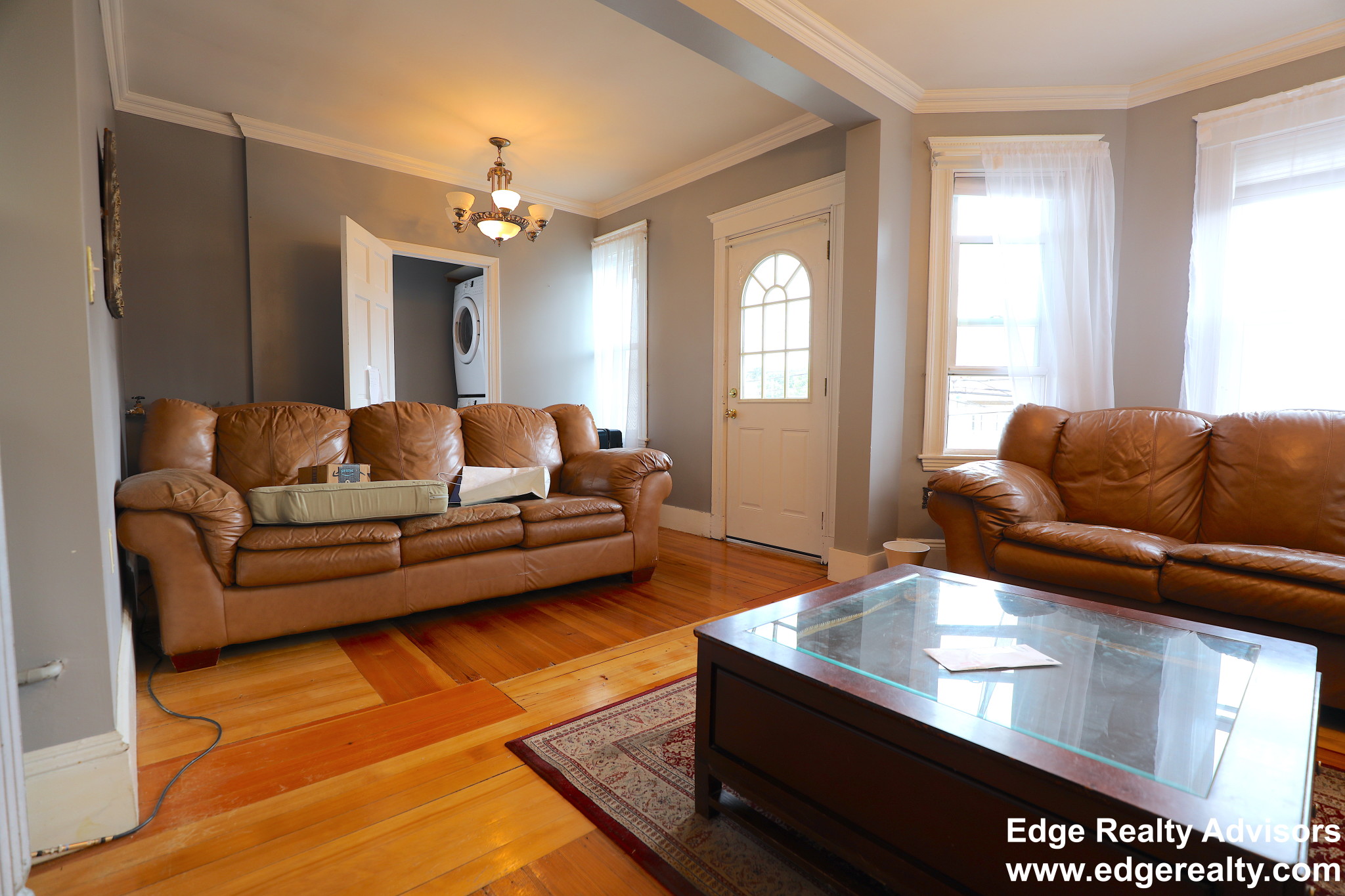 3 bed, 2 bath apartment for rent at 48 Burton St Unit 1, Brighton — photo 3 of 14