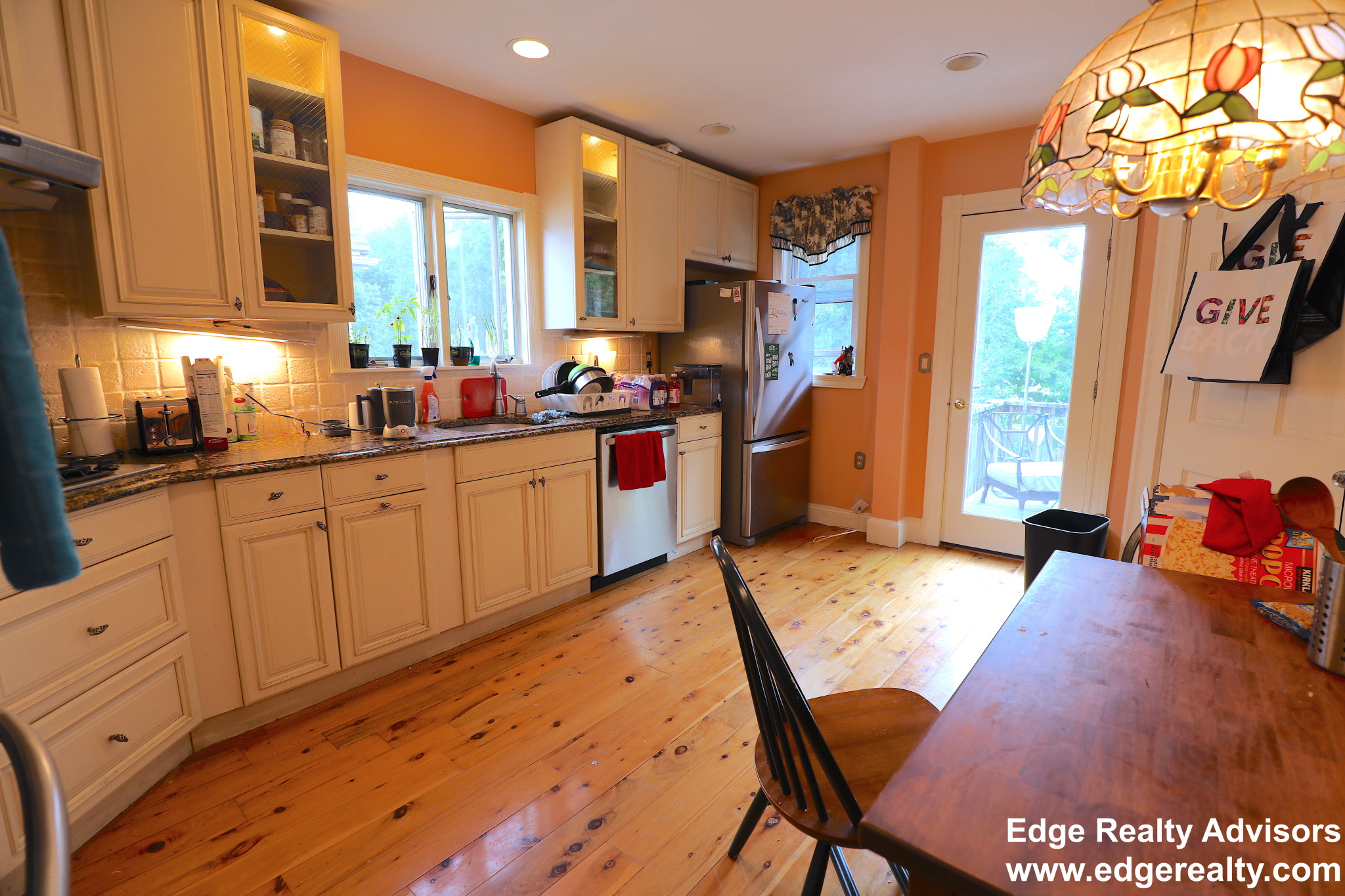 3 bed, 2 bath apartment for rent at 48 Burton St Unit 1, Brighton — photo 1 of 14