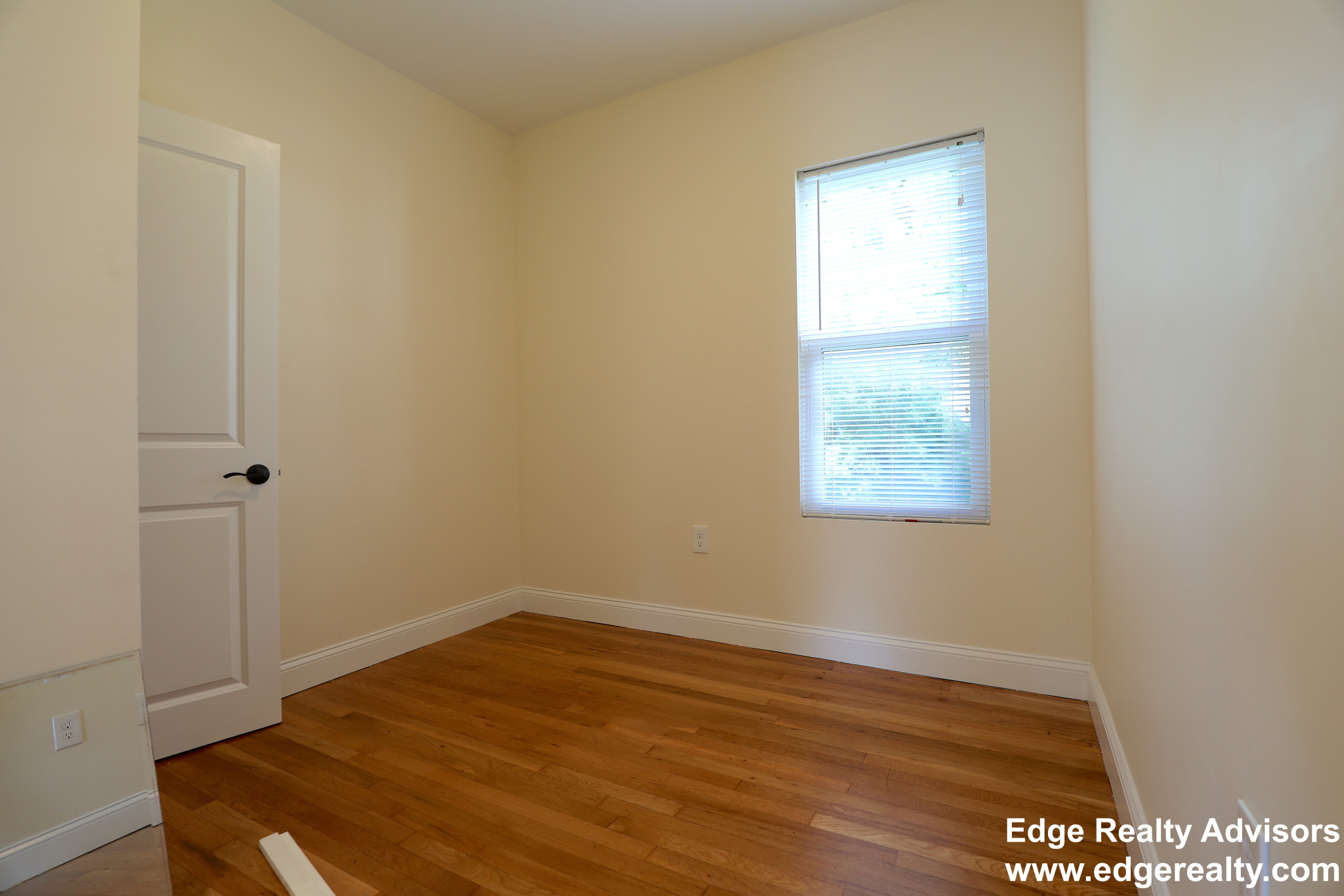 28R Cherry St, Porter Square